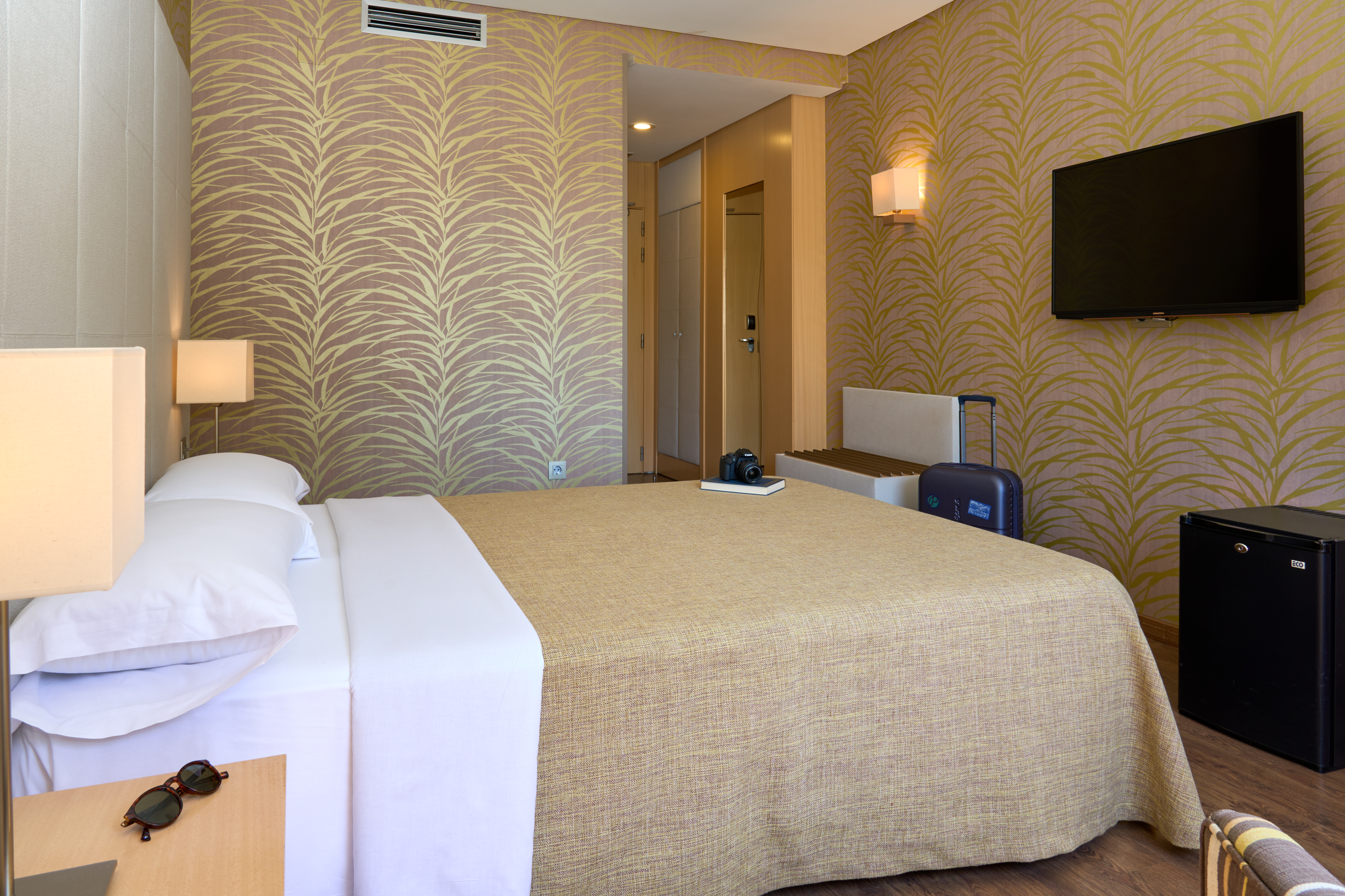 Double or Twin Standard