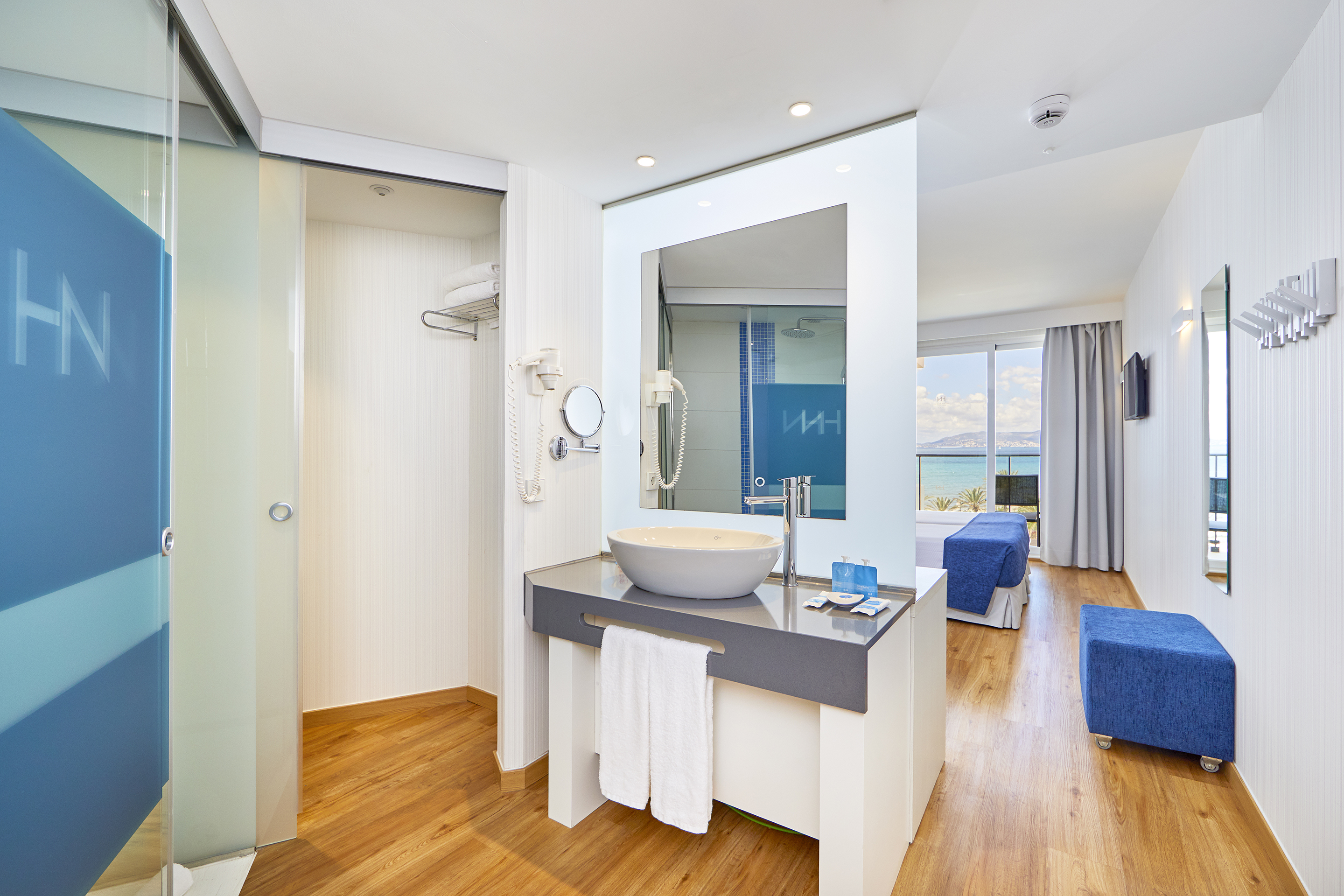 Double Partial Sea View