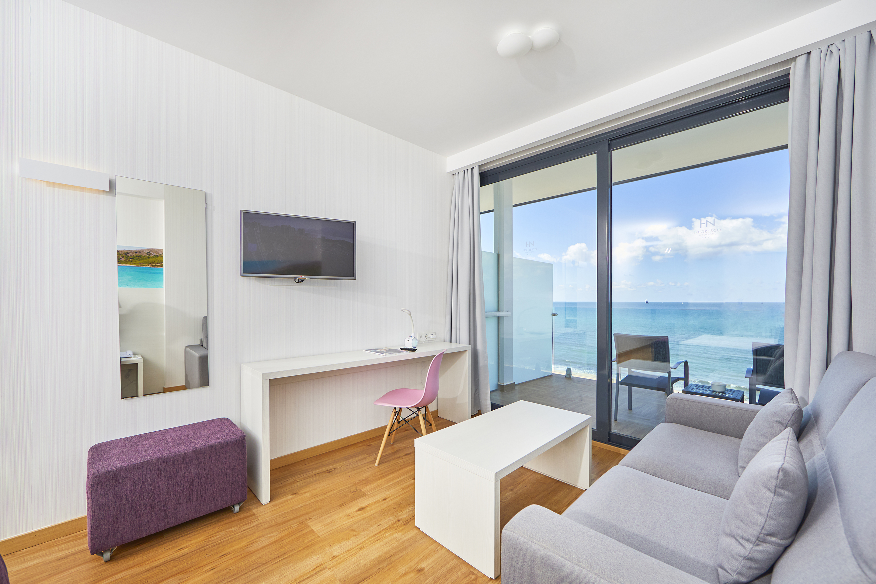 Double Superior Sea View