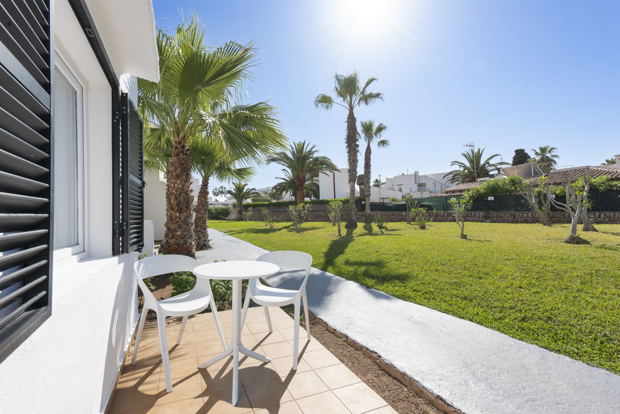 Double or Twin Standard