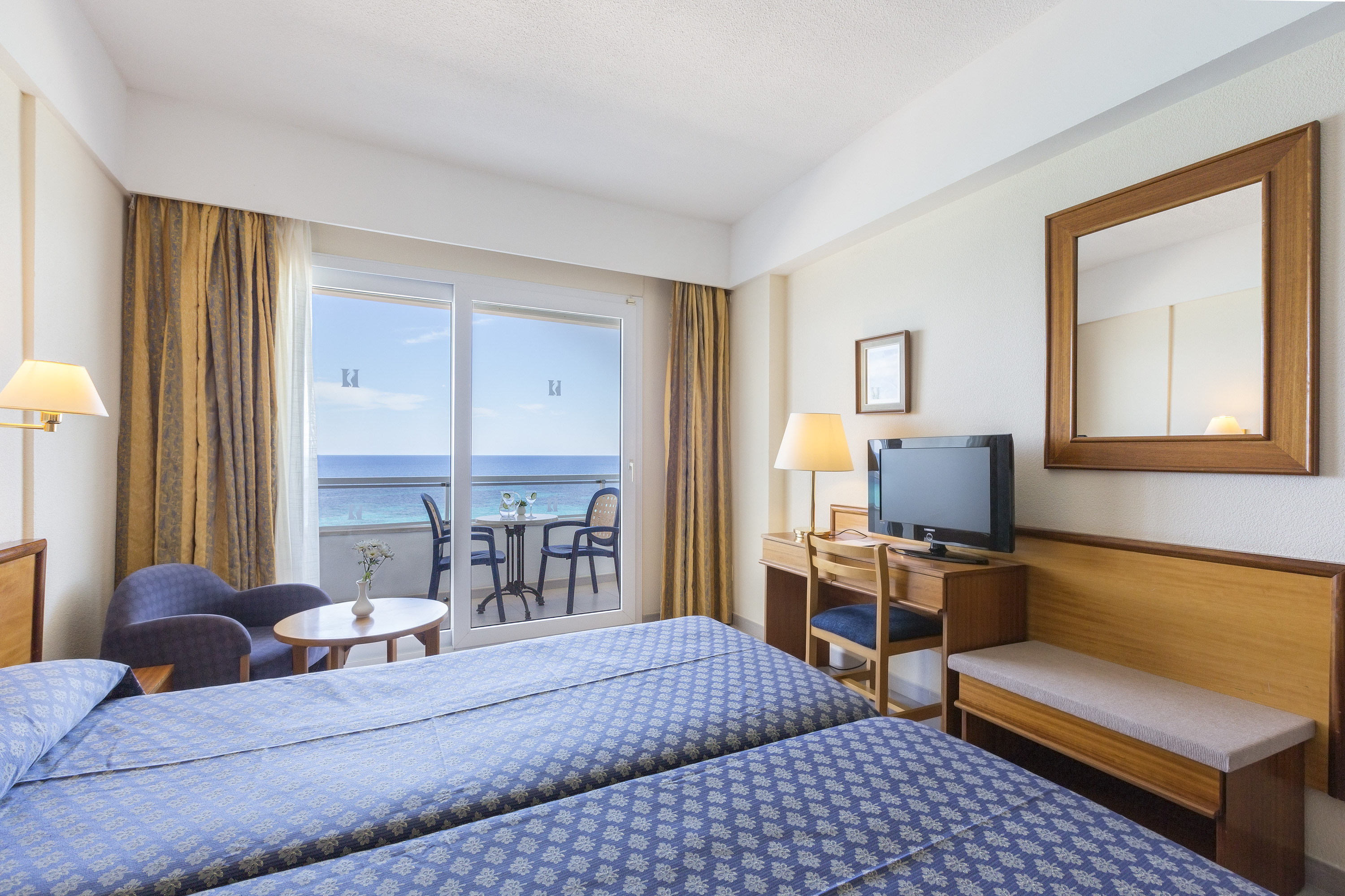 Double or Twin Sea View