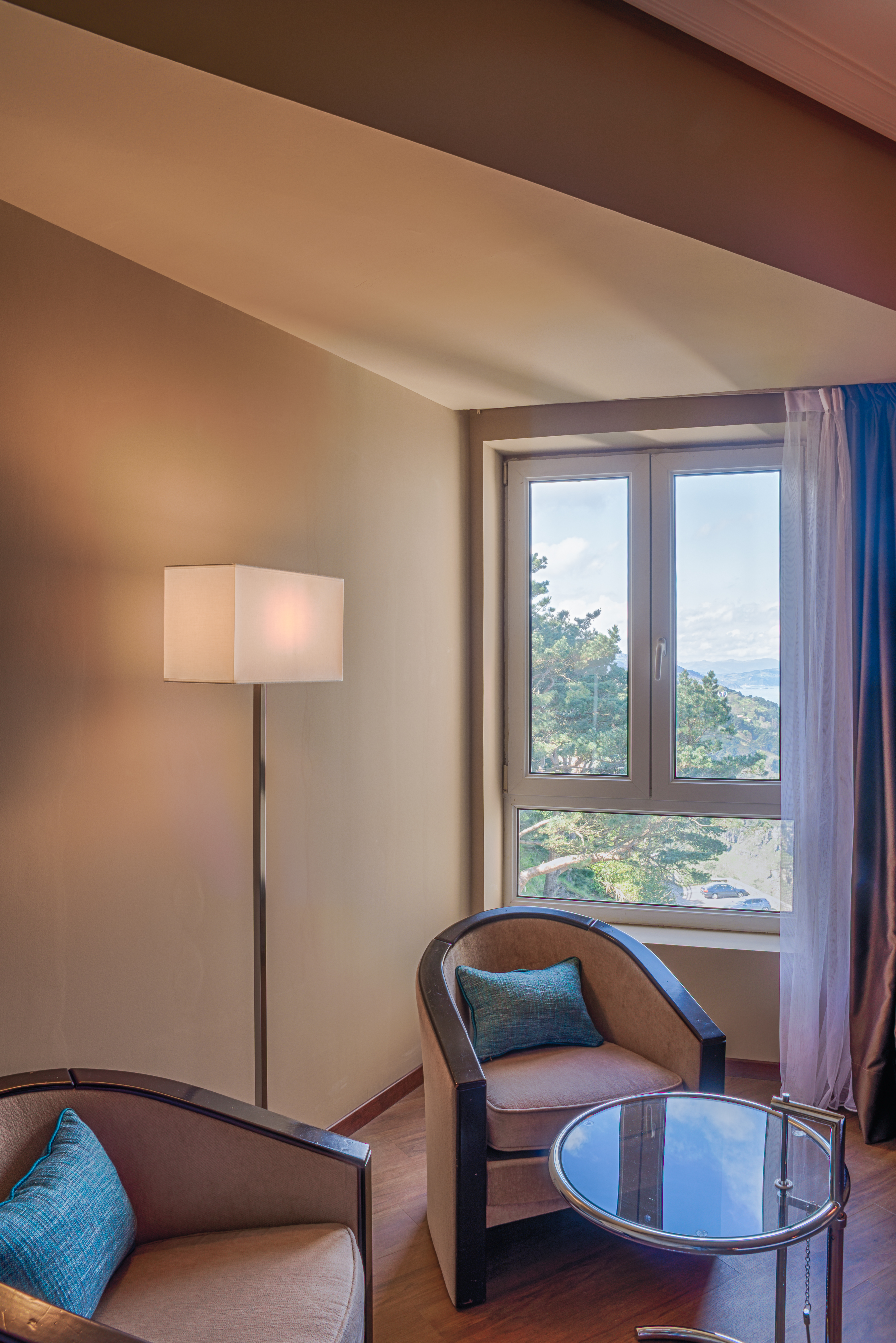 Double Single Mountain View