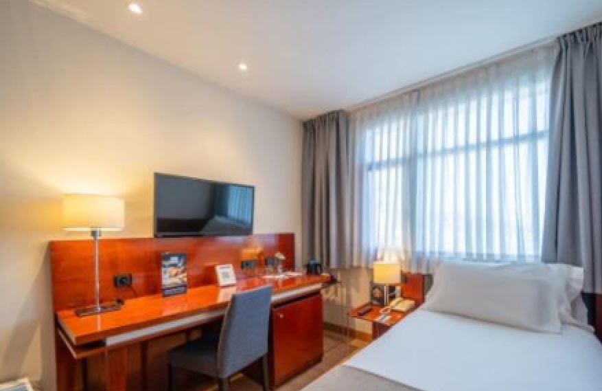 Double Single Economy