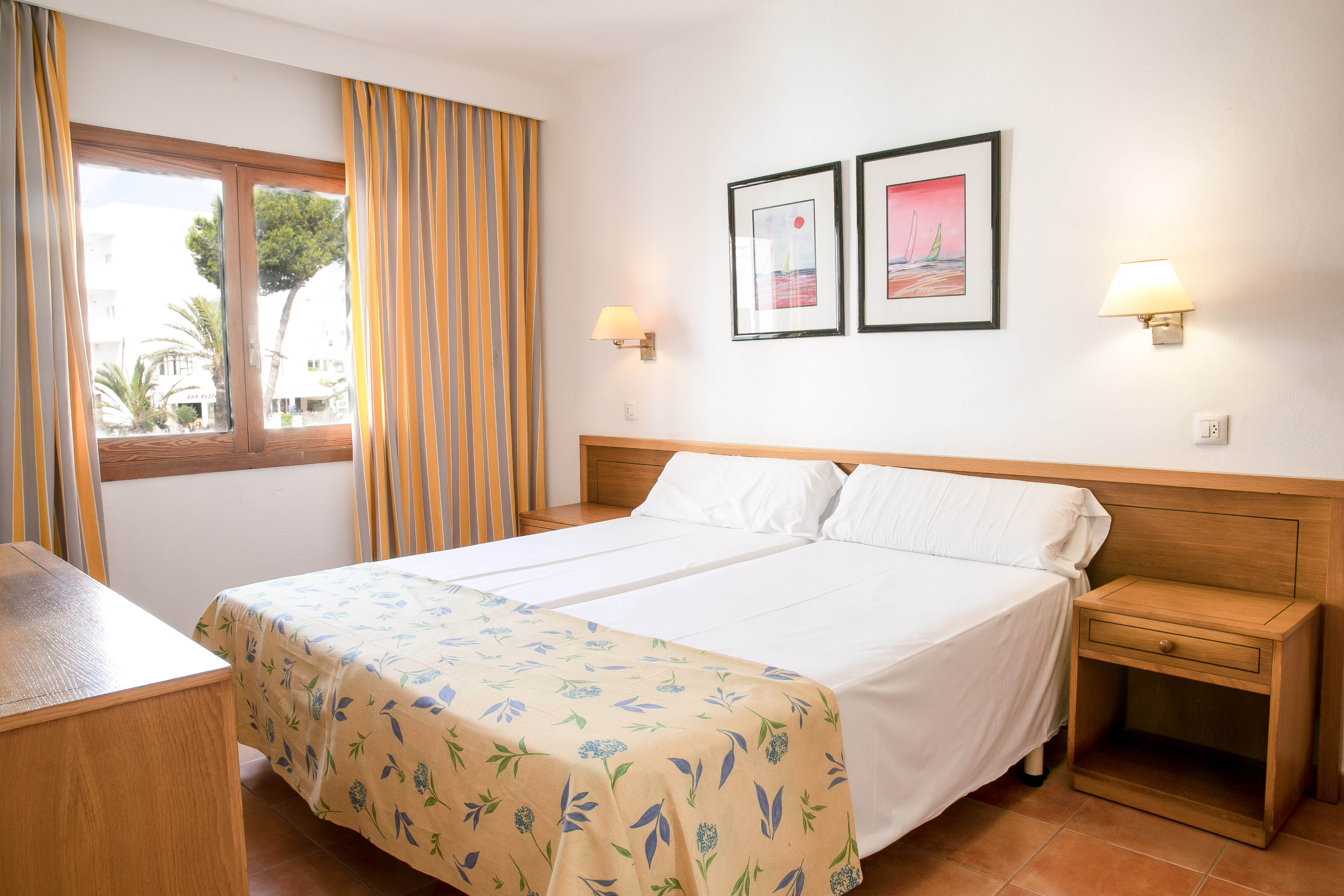 Apartment Capacity 7 Two Bedrooms