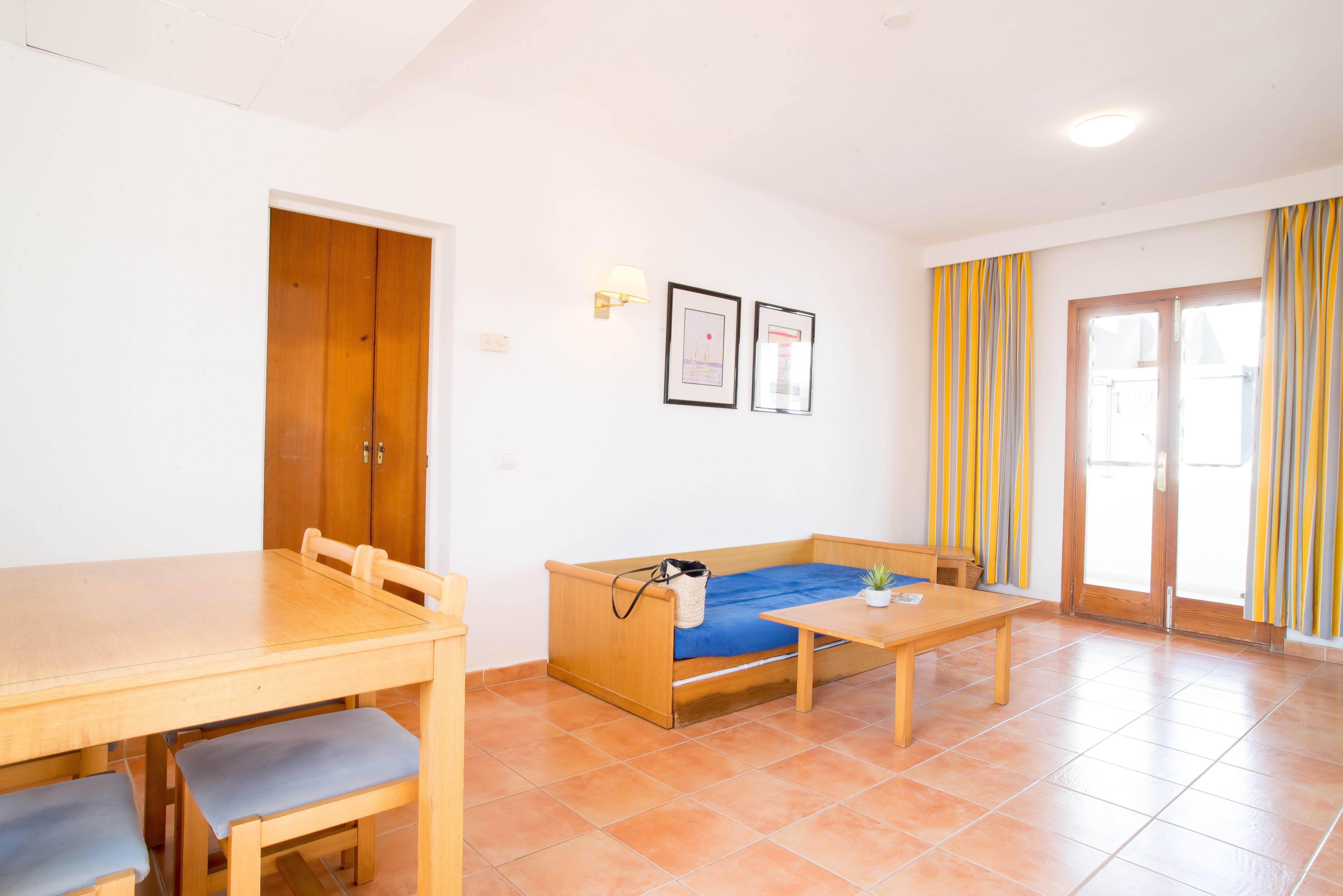 Apartment Capacity 7 Two Bedrooms