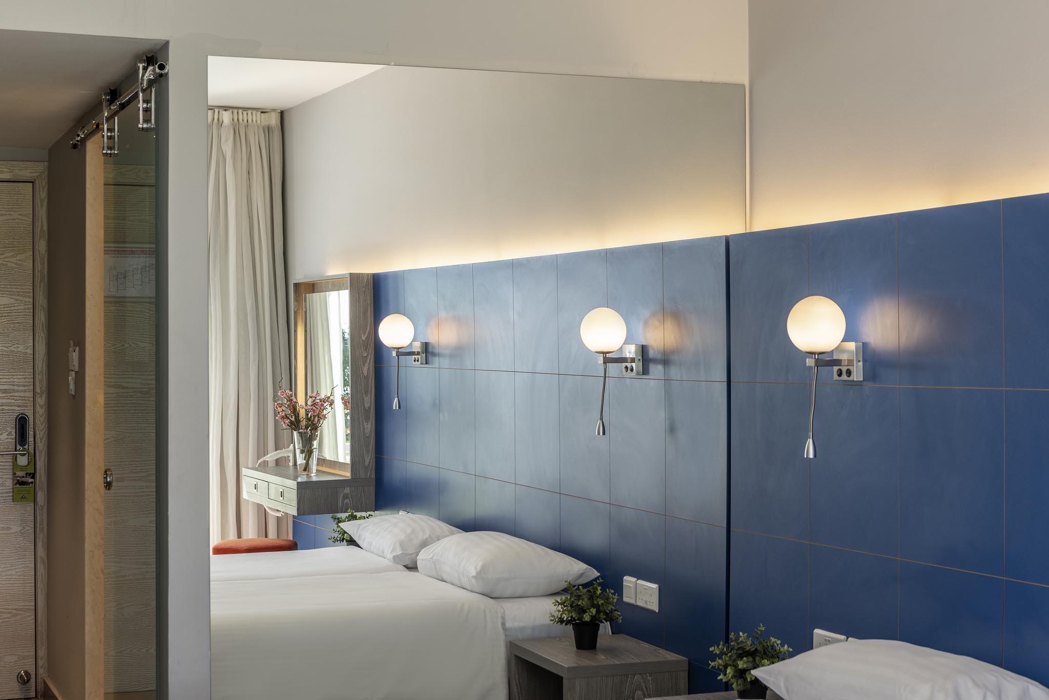 Double or Twin Standard