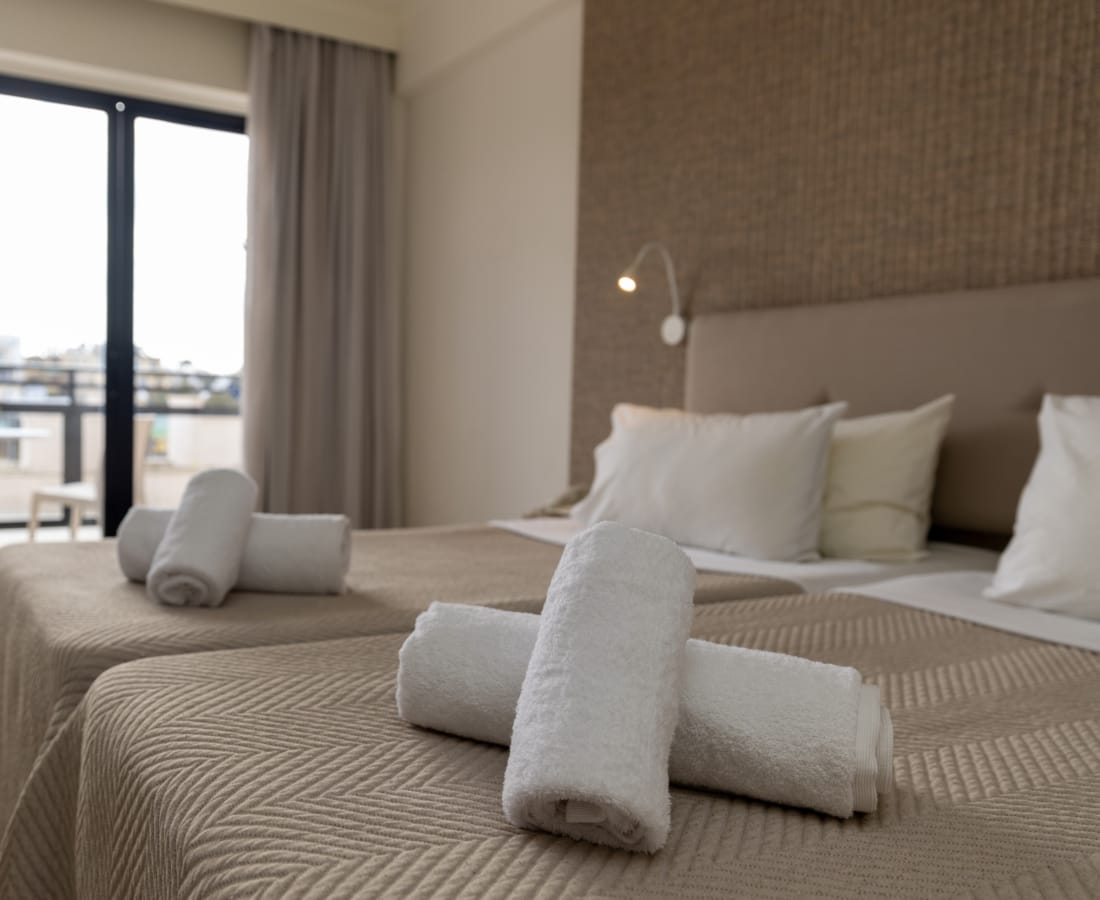 Double Superior Side Sea View