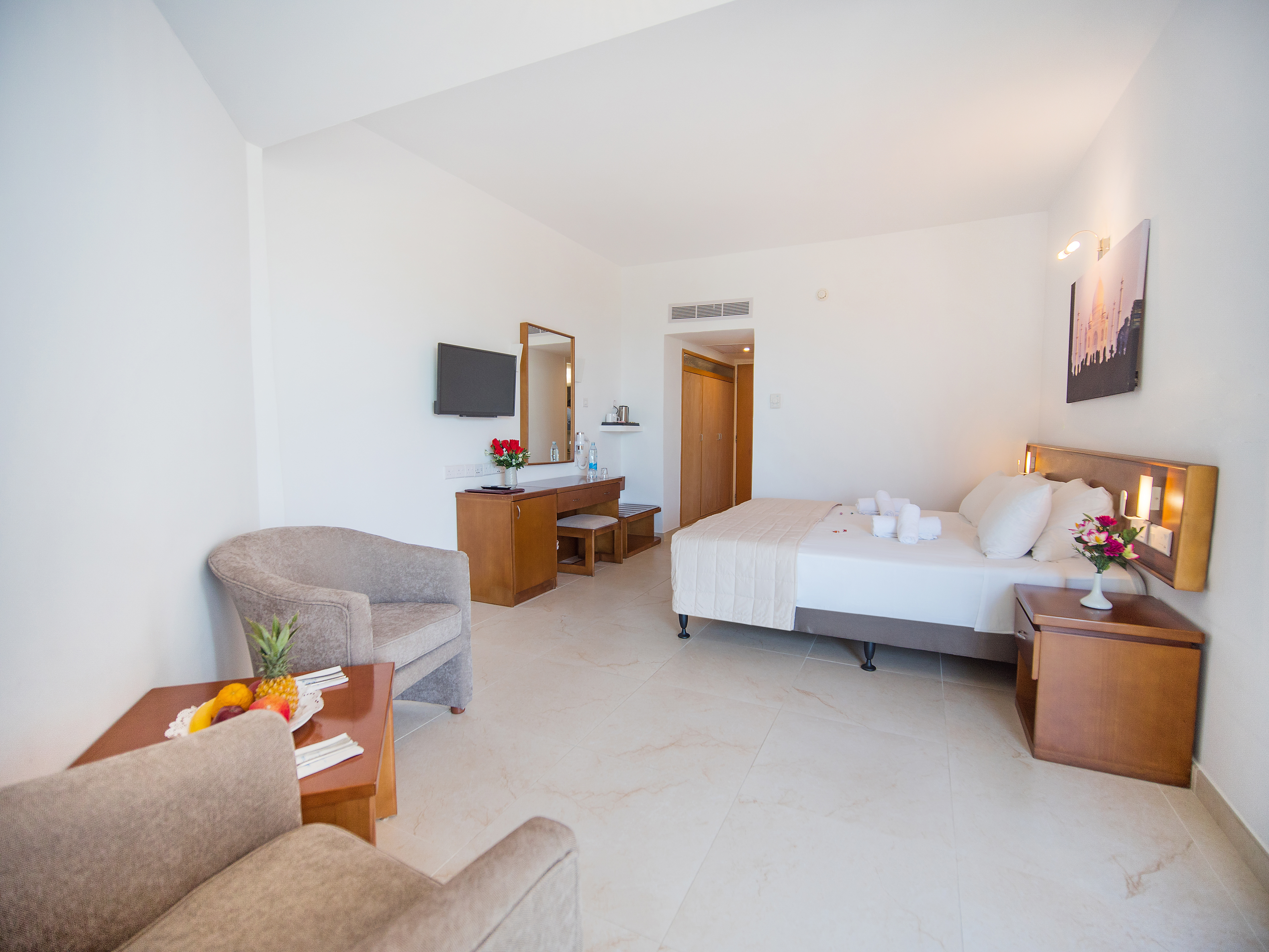 Double or Twin Side Sea View