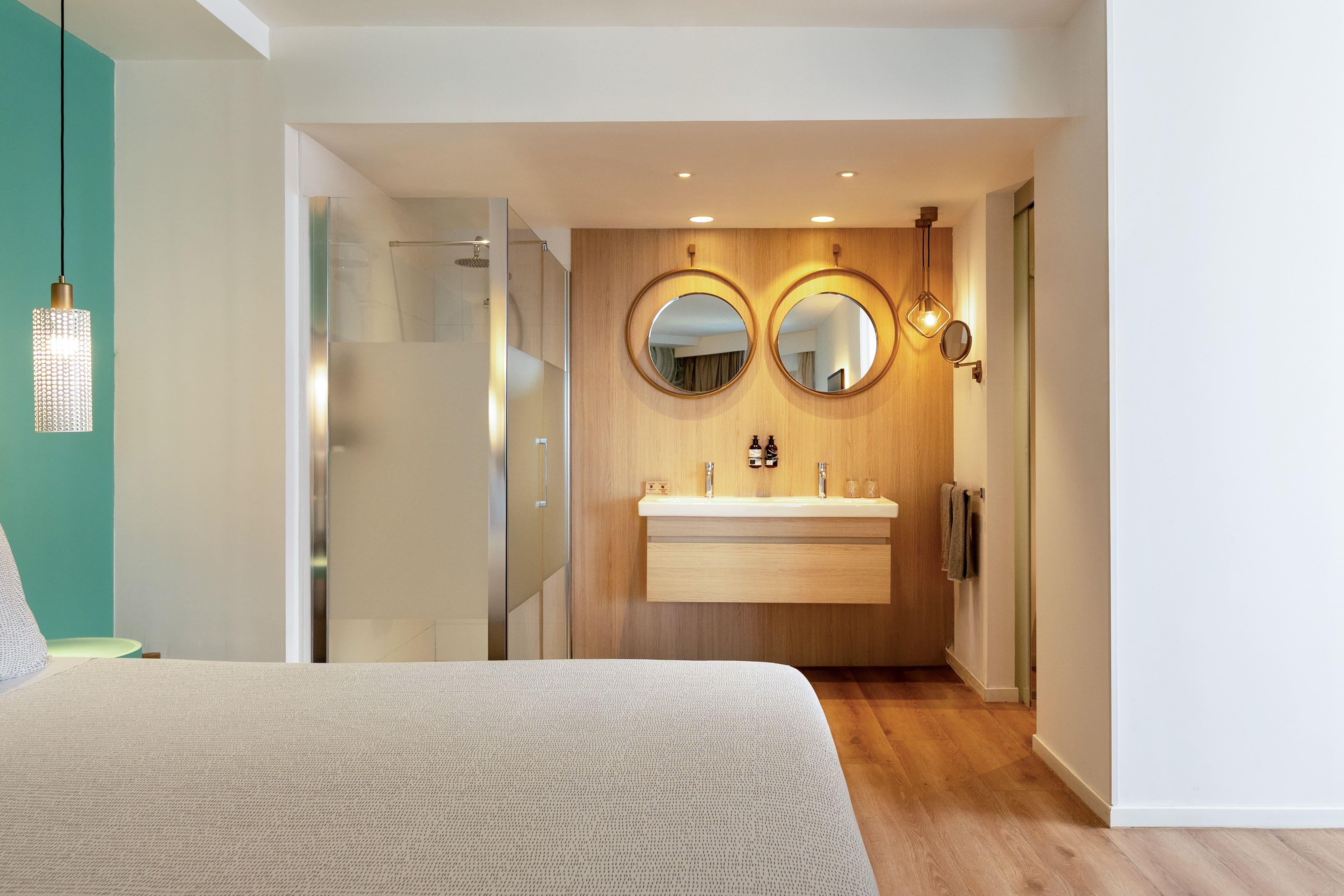 Junior Suite with Views