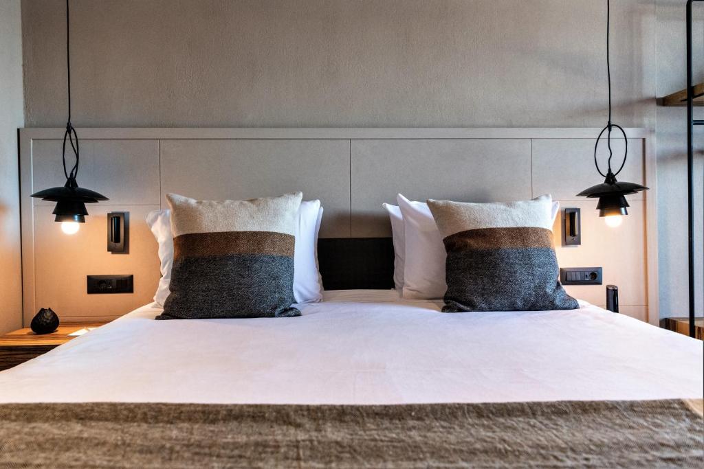 Double King Size Bed