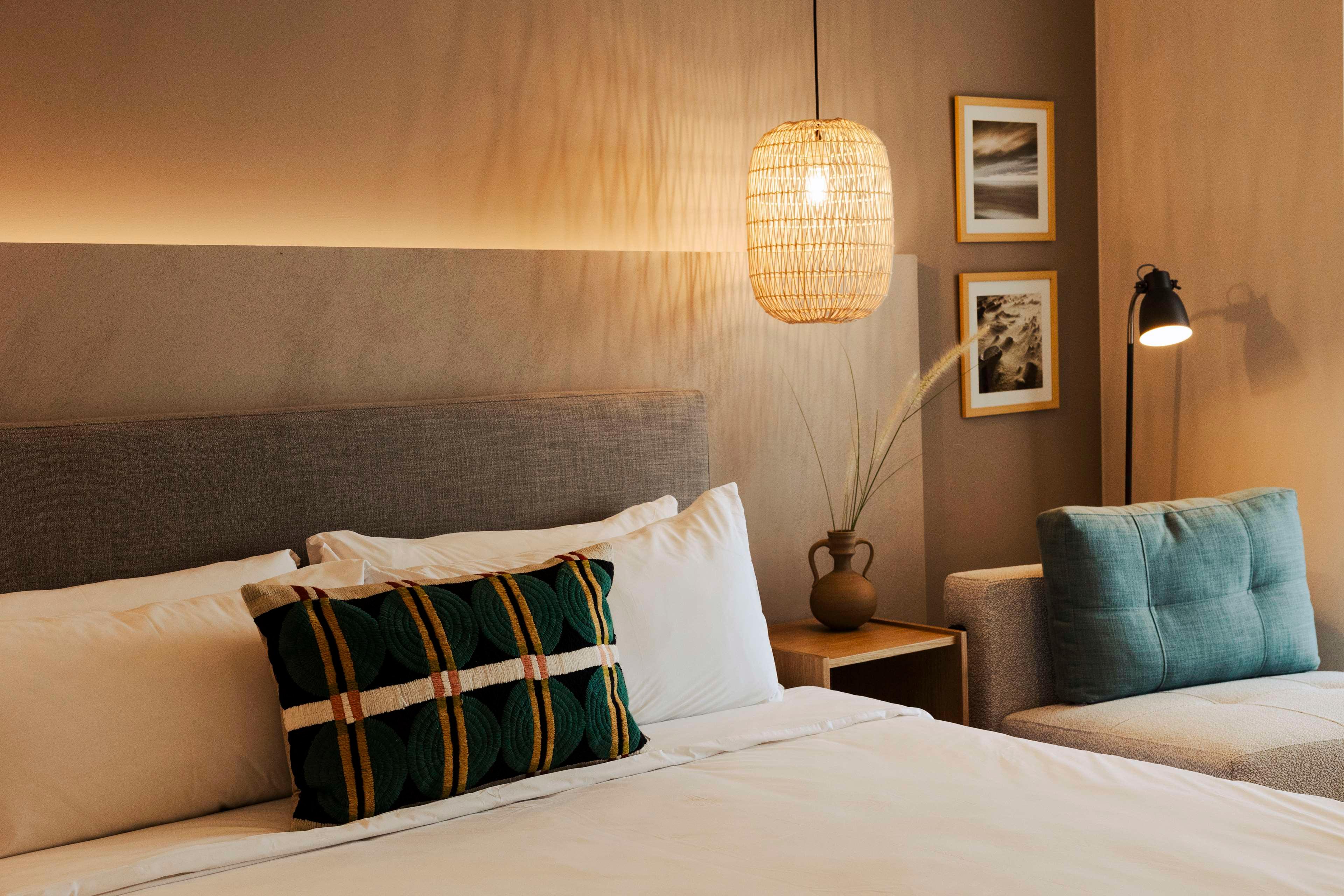 Suite Queen Size Bed