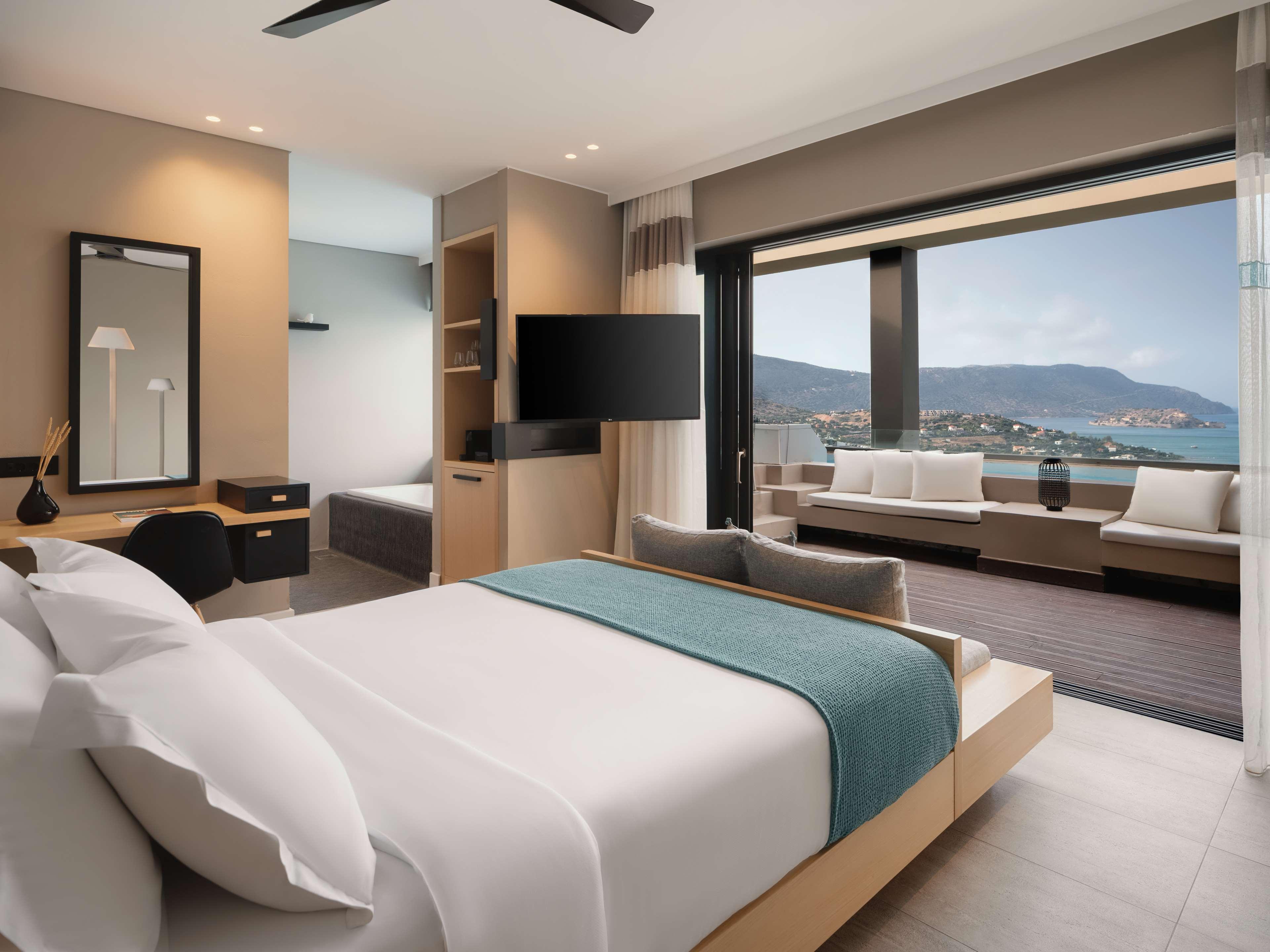 Suite with Private Pool