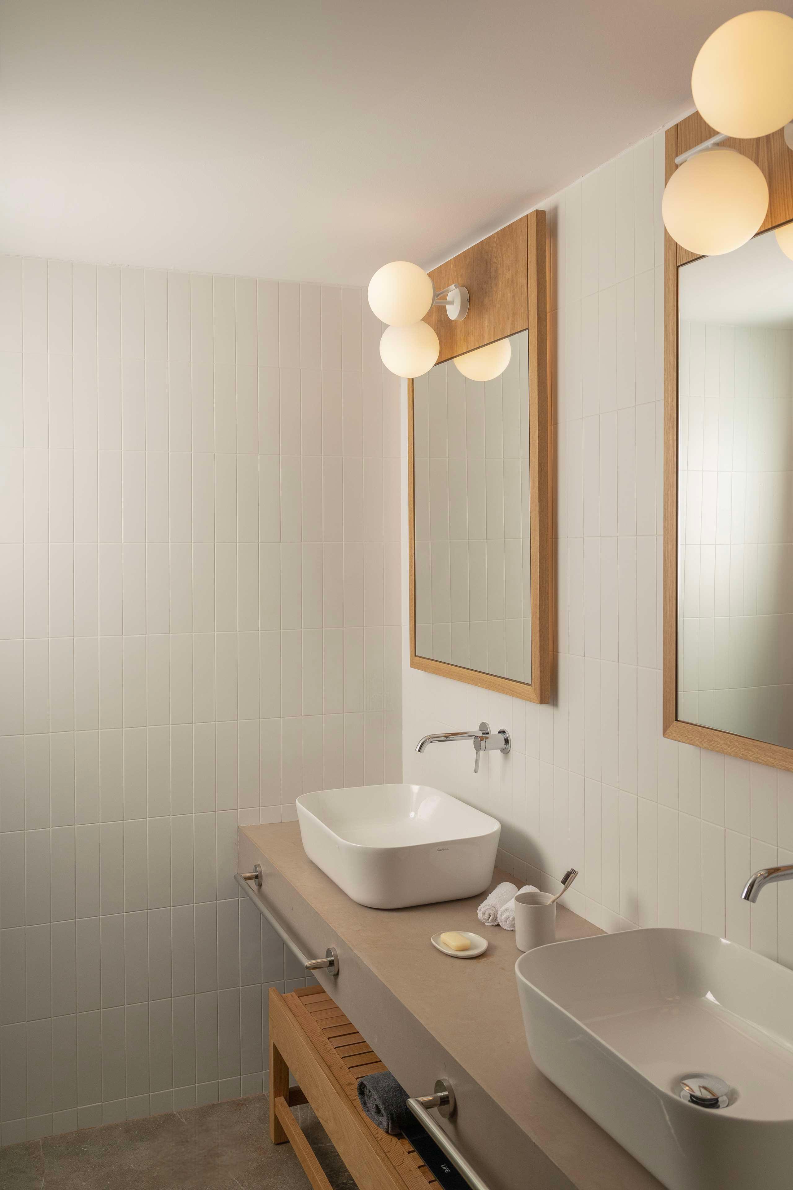 Suite Queen Size Bed