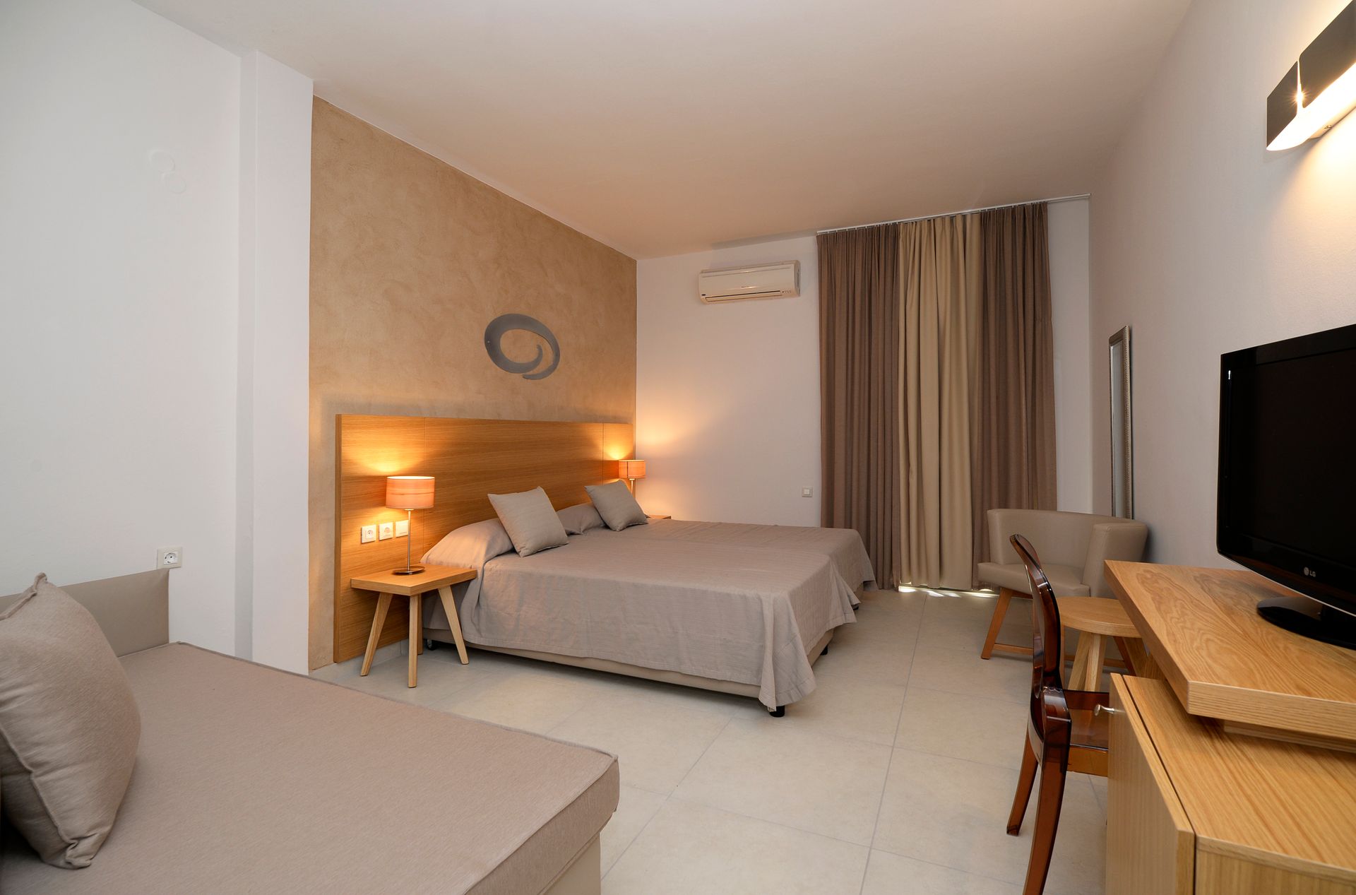 Double or Twin Land View