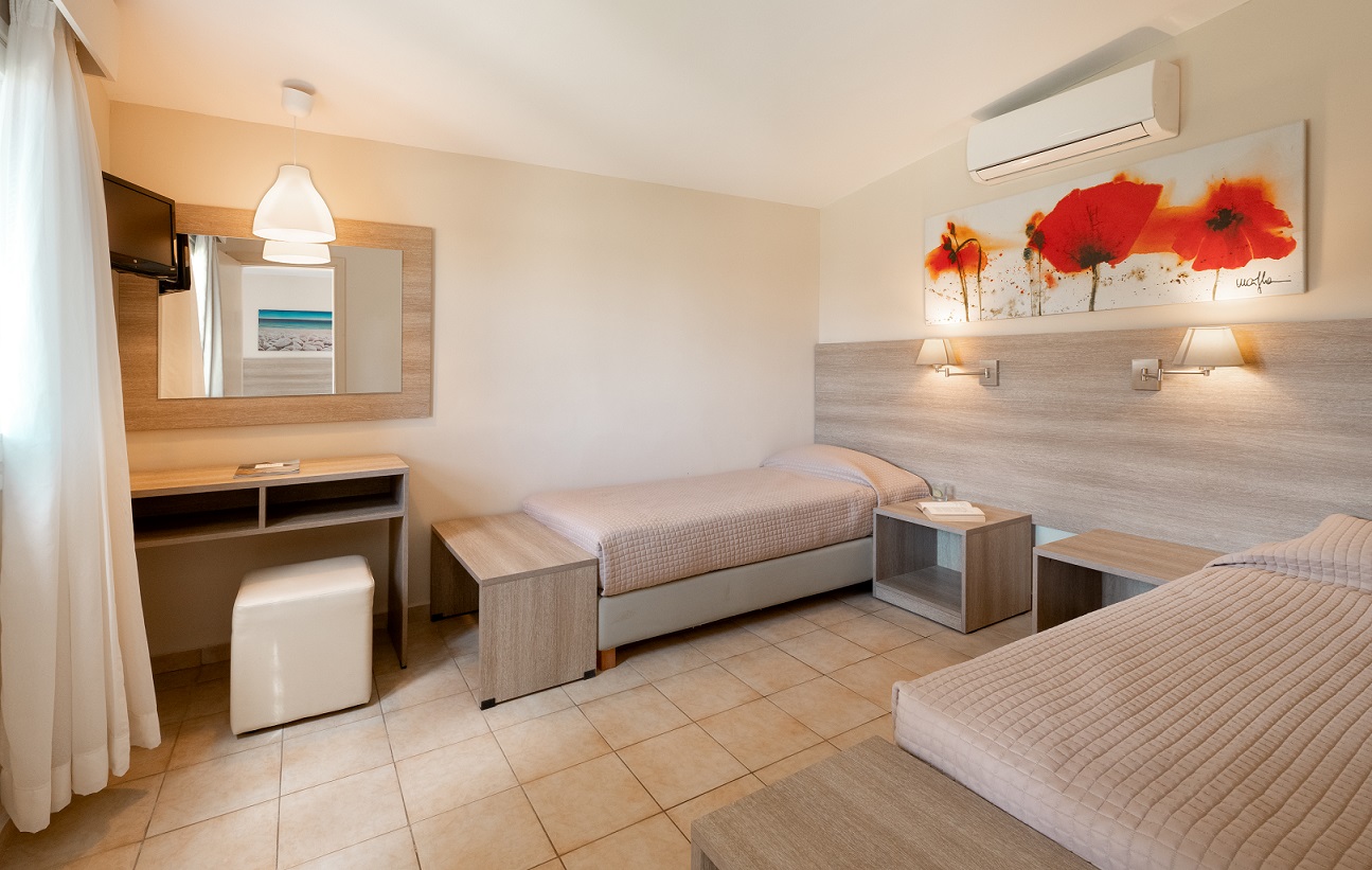 Family Room Garden View