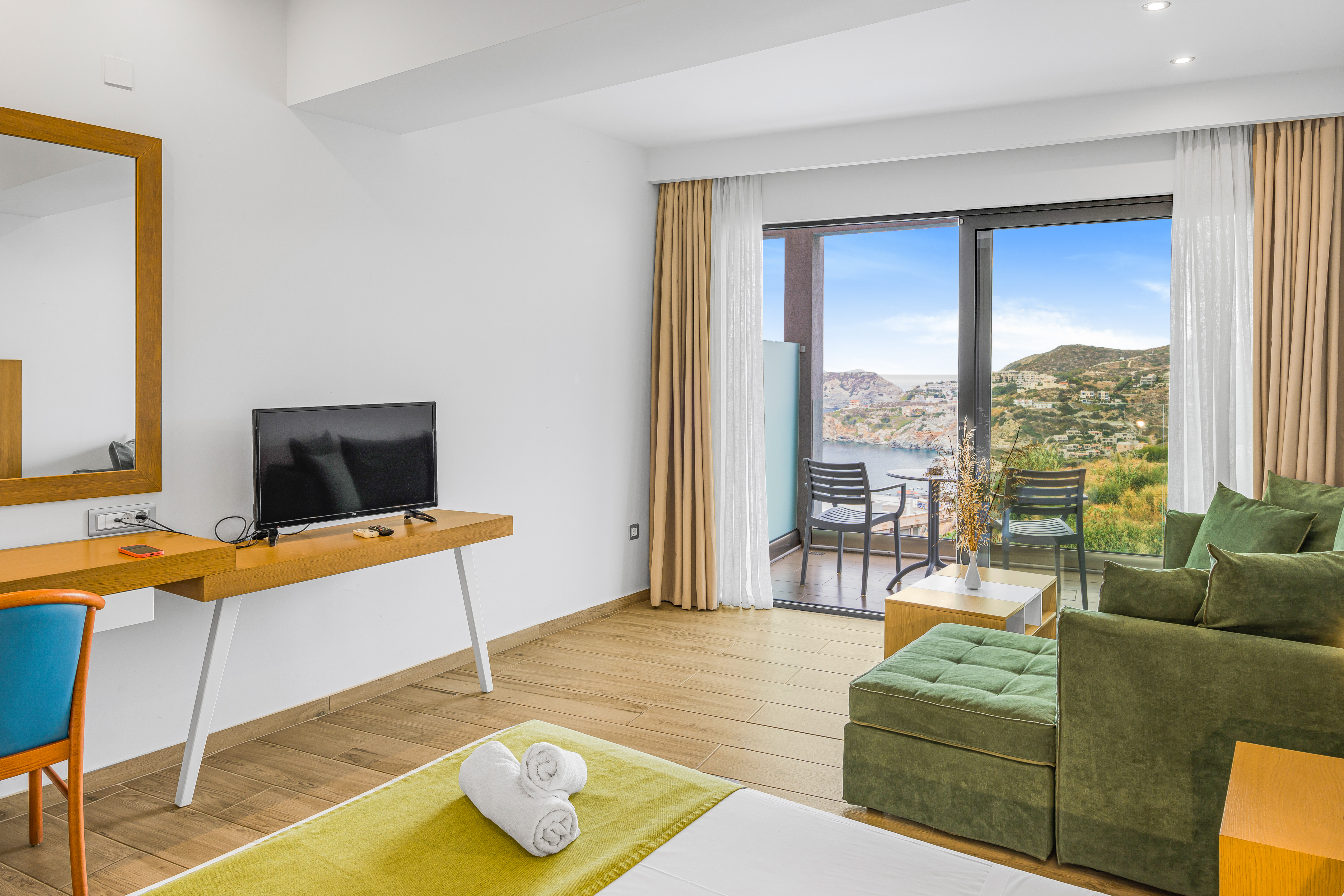 Double or Twin Superior Sea View