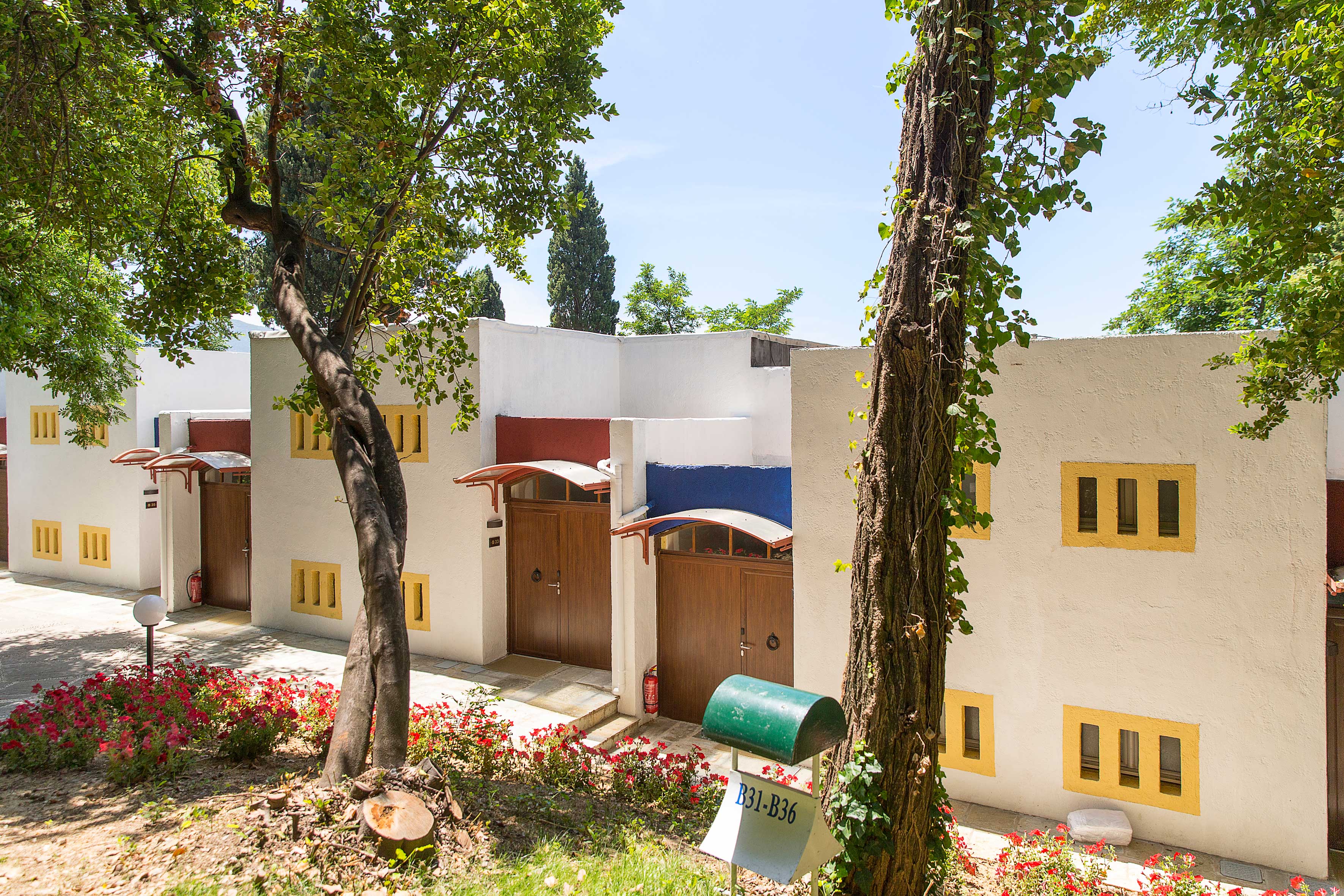Family Room Garden View
