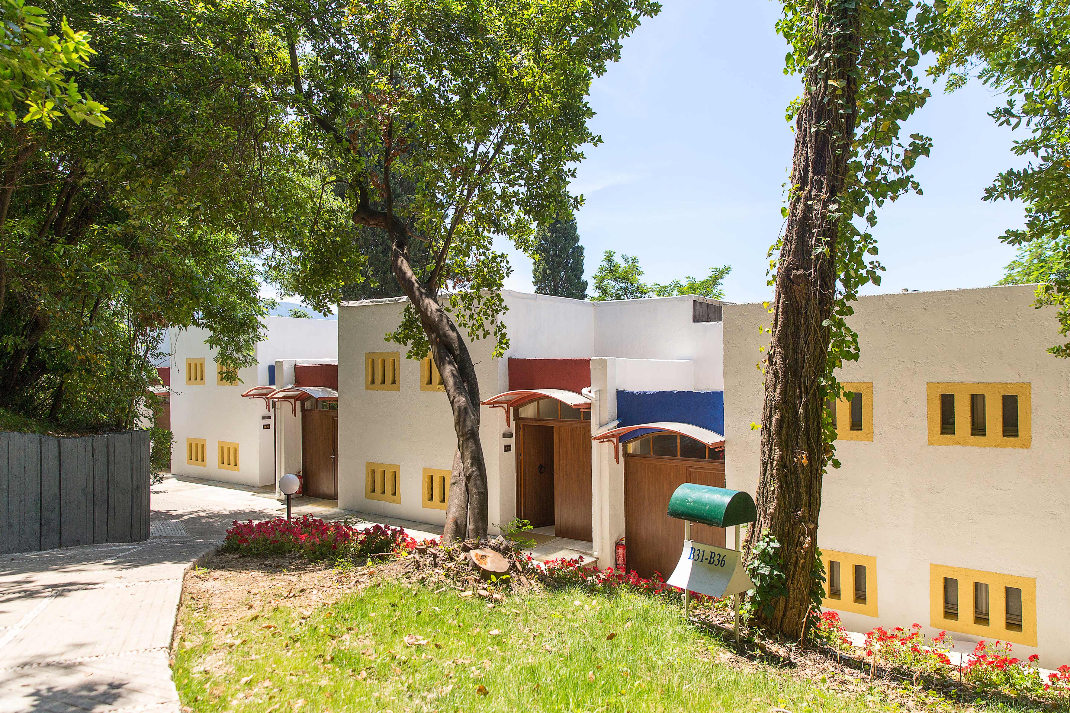Family Room Garden View
