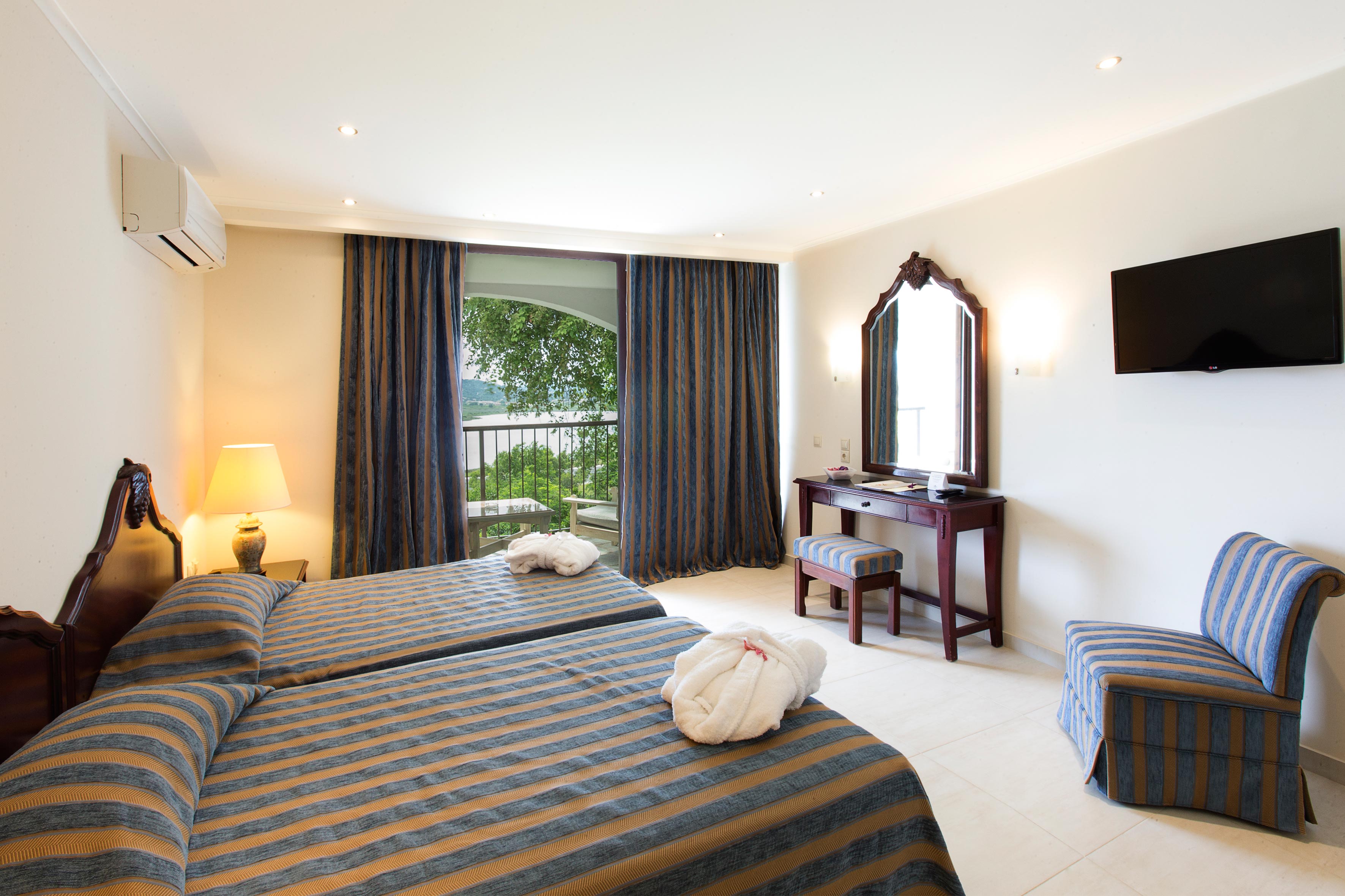 Family Room Garden View