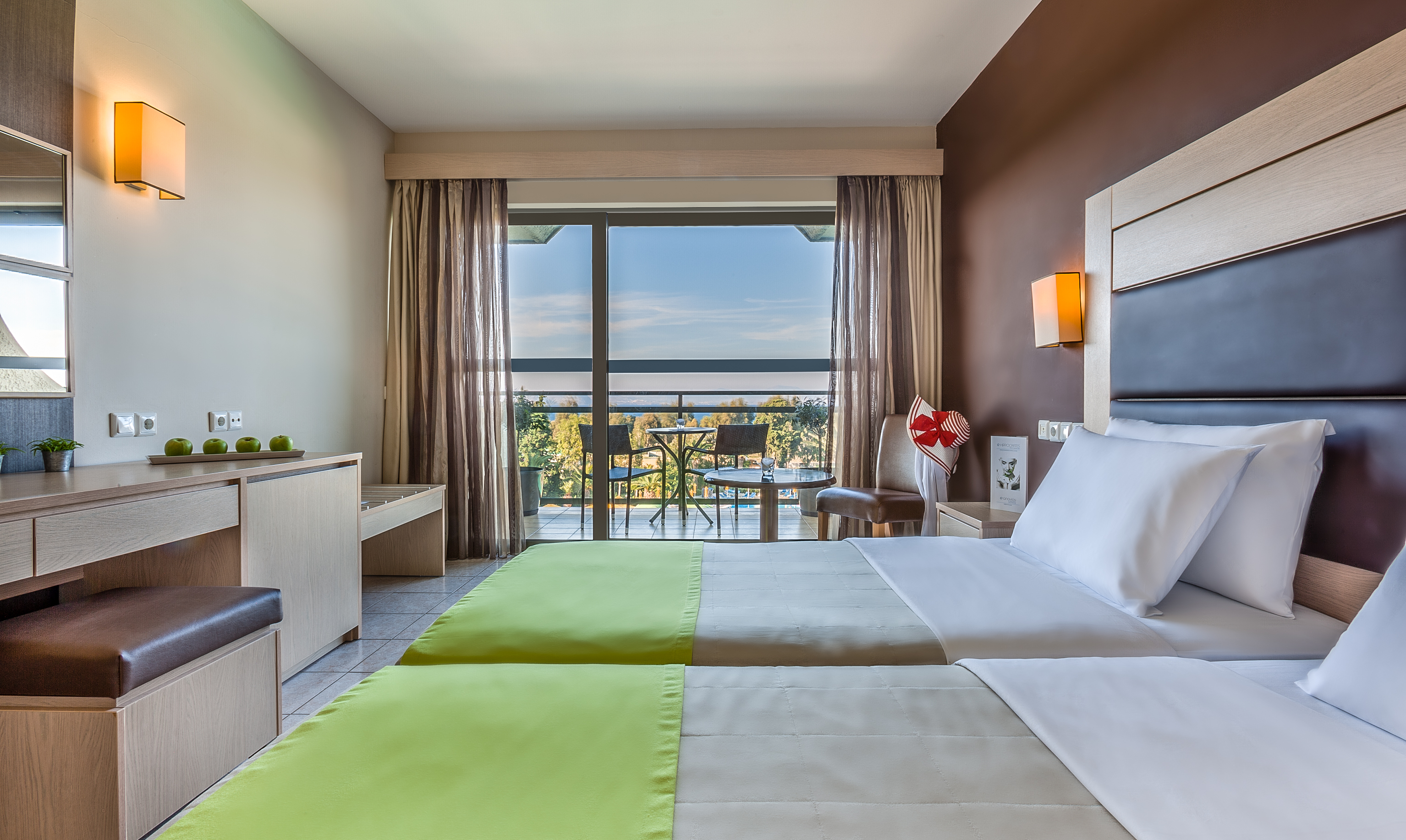 Double or Twin Side Sea View