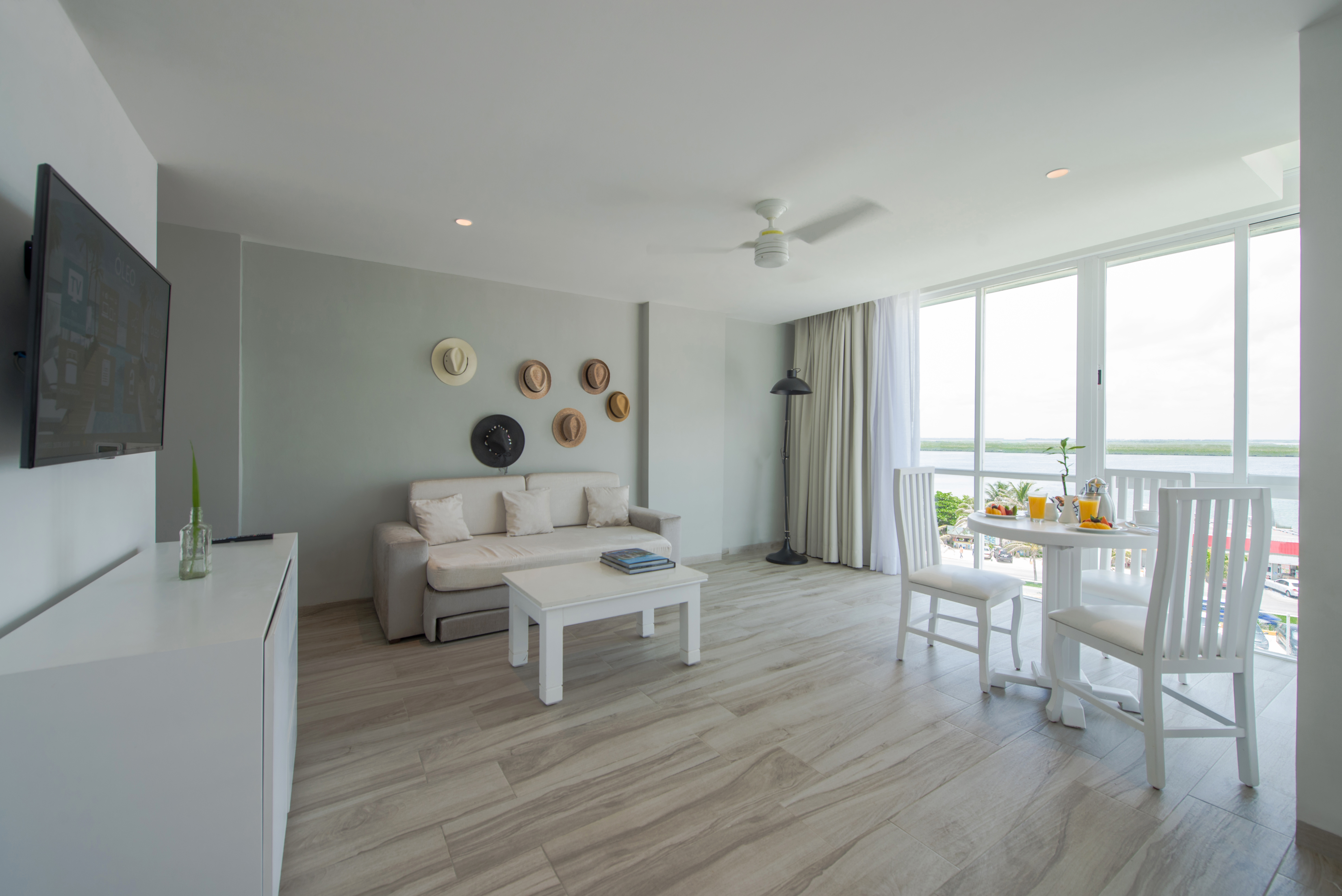 Junior Suite Ocean Front
