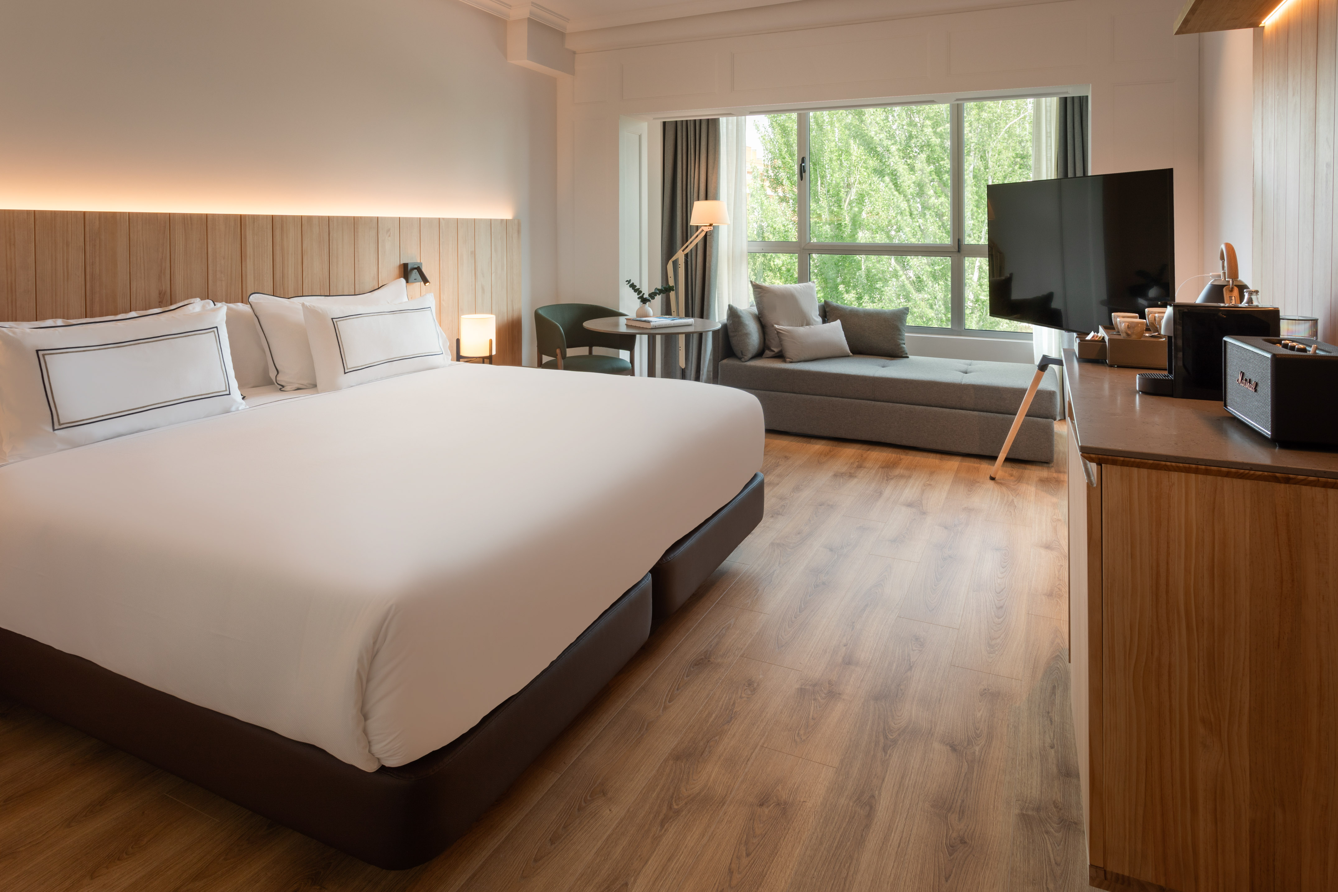 Double or Twin Standard