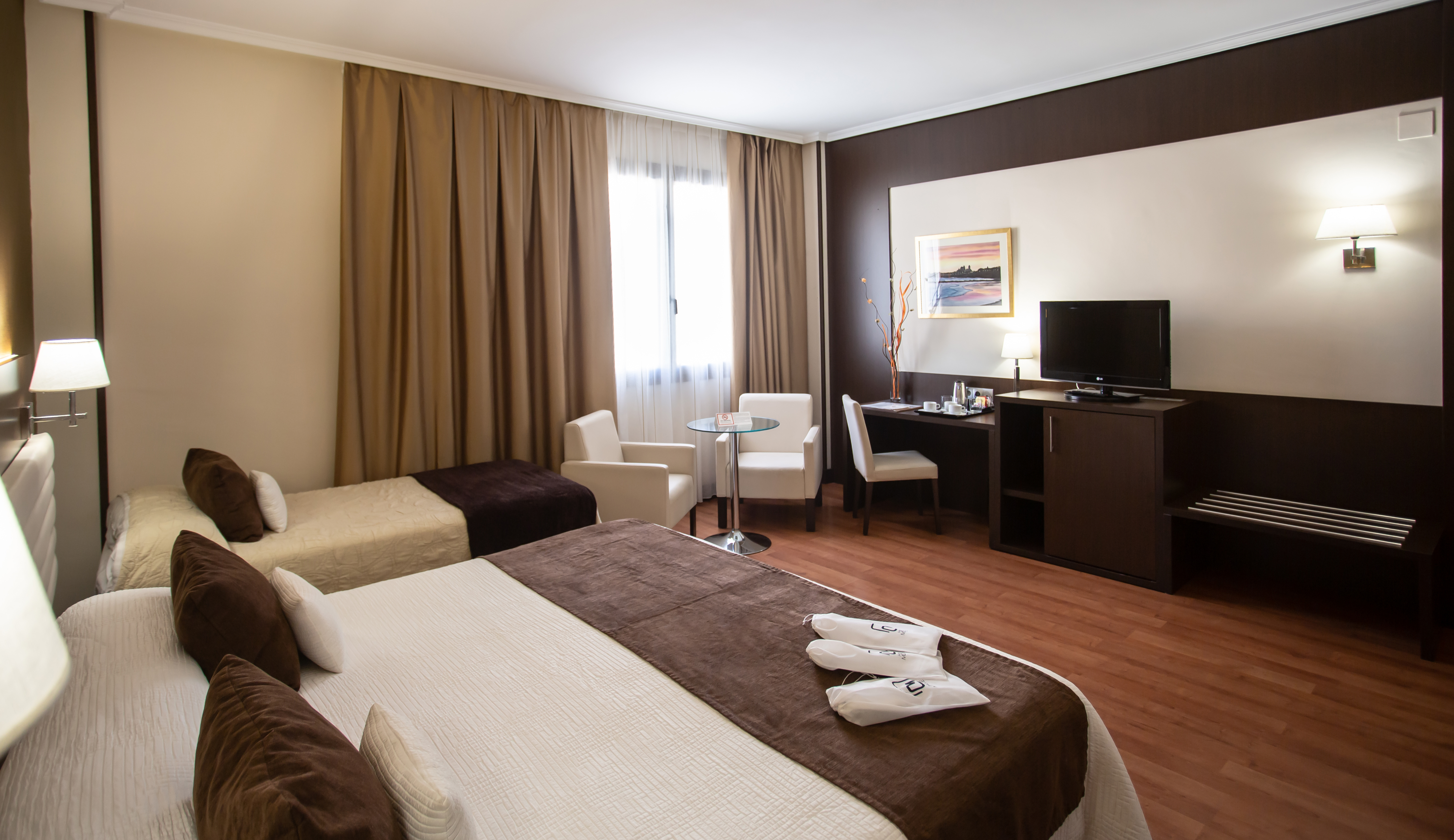 Double or Twin Standard