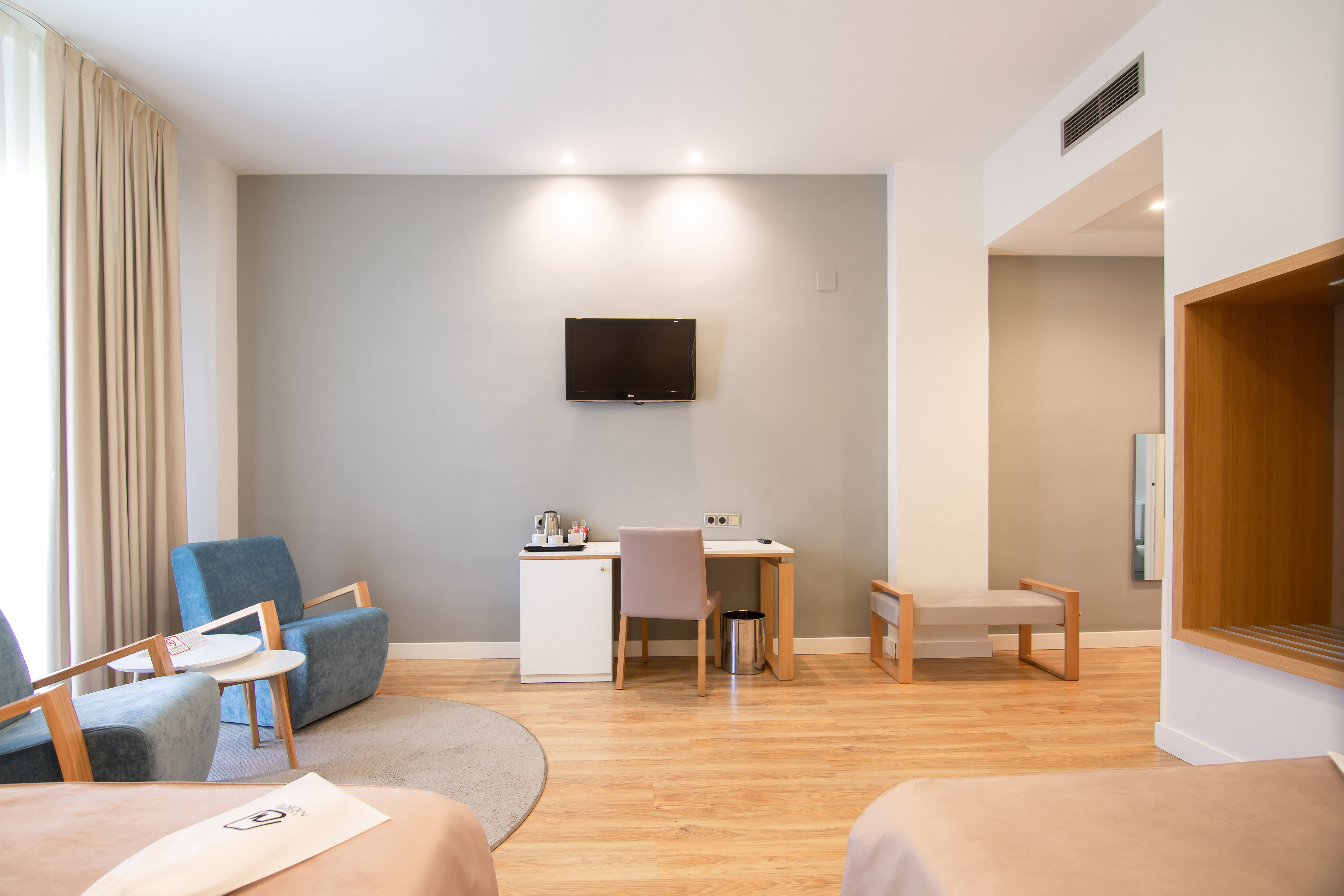 Double or Twin Standard