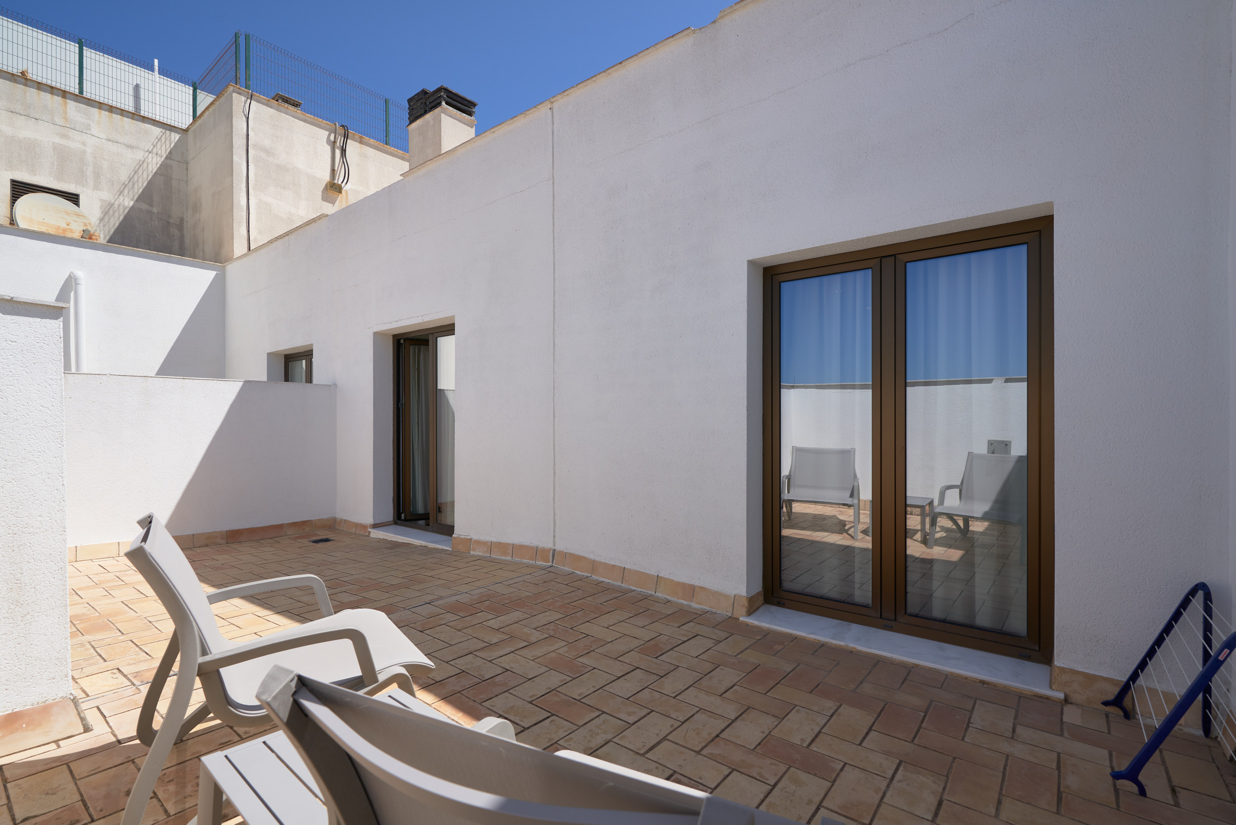 Double Single Superior