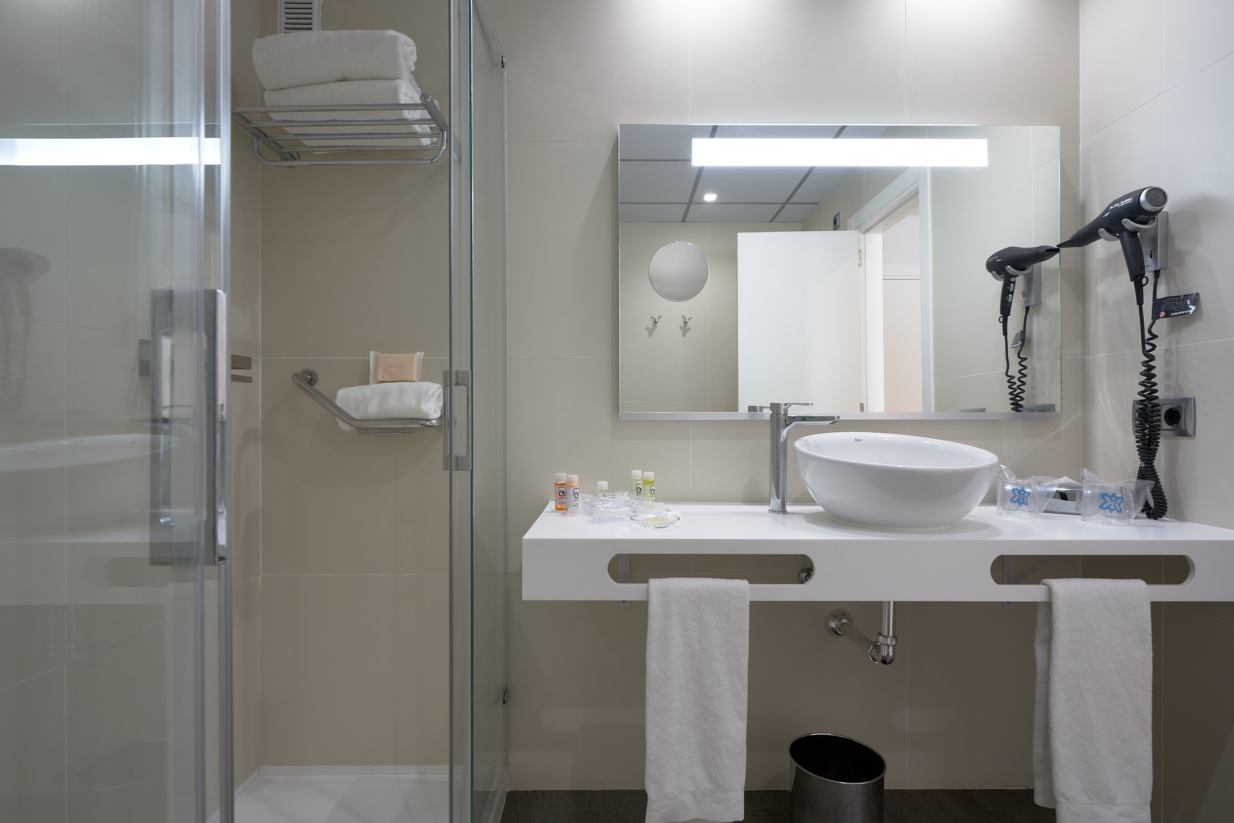 Double Single Superior