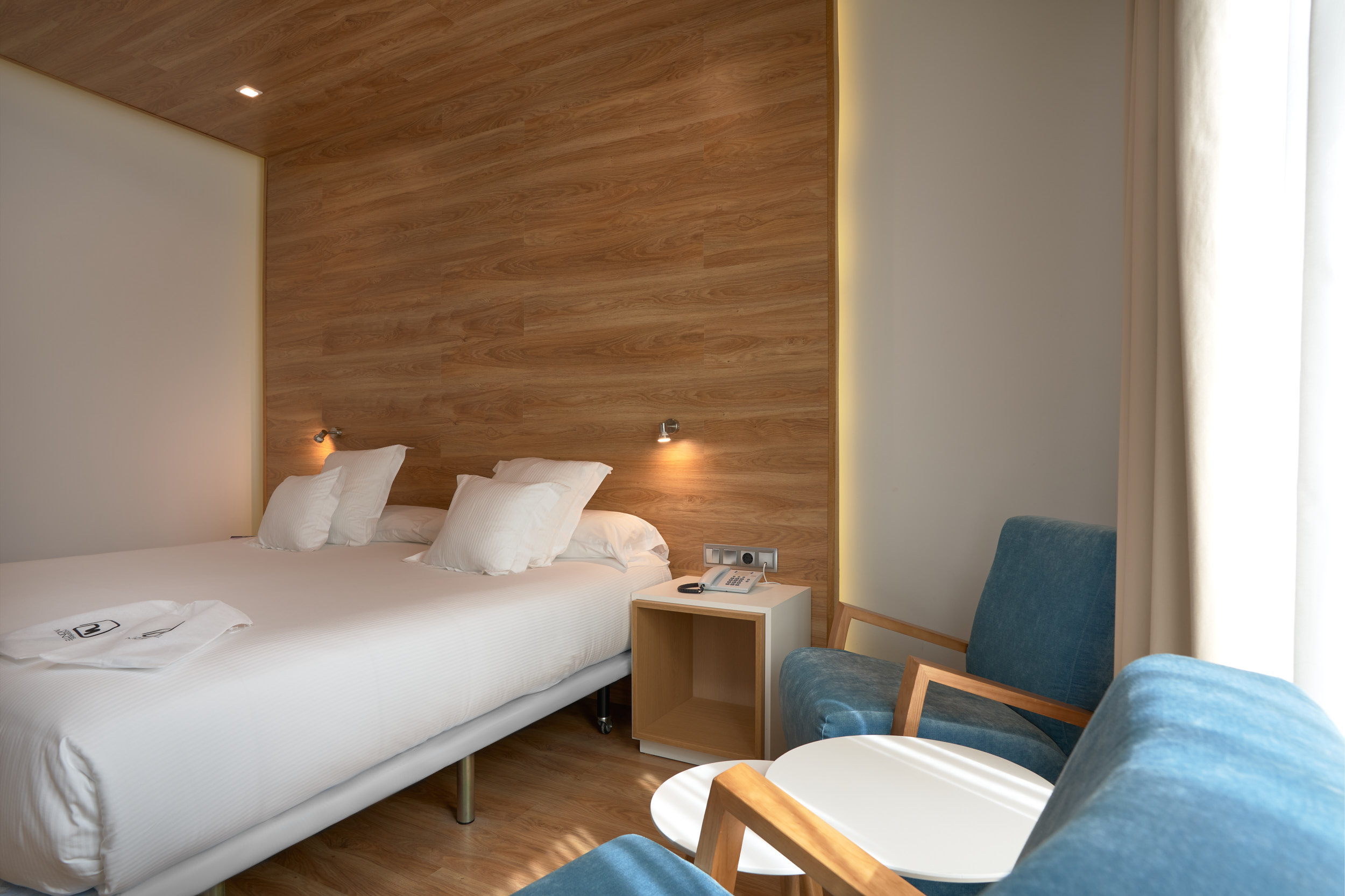 Double Single Superior