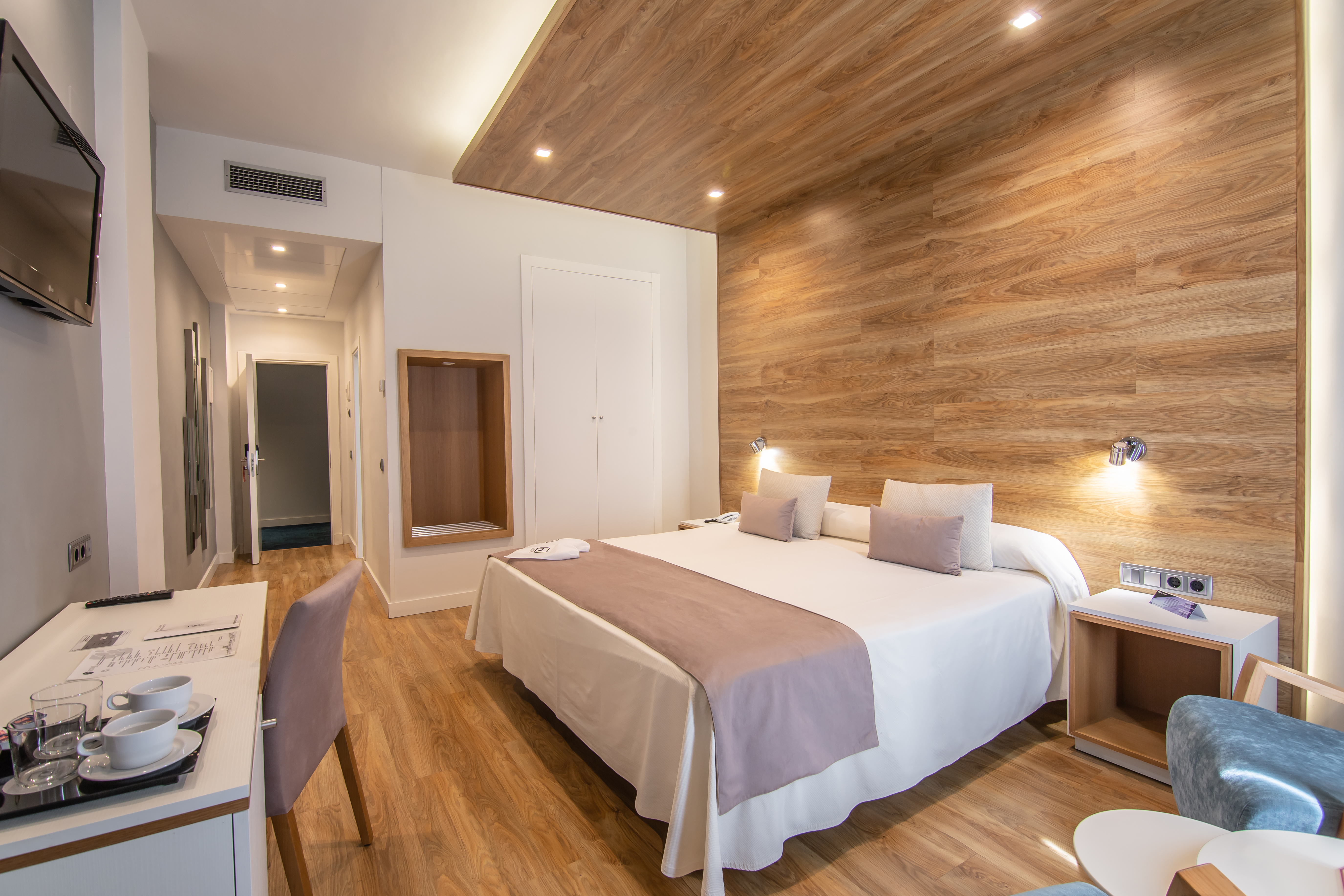 Double or Twin Standard