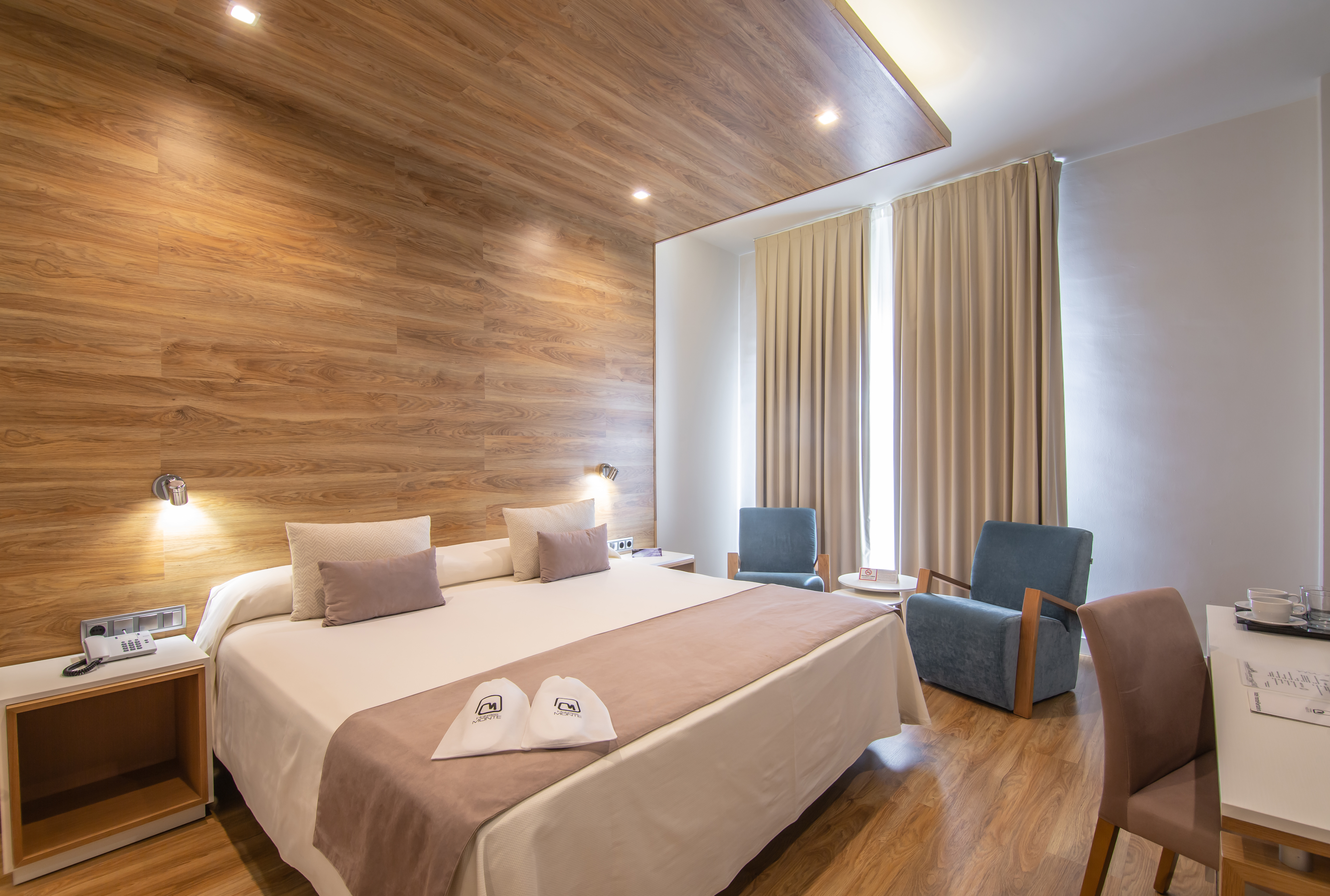 Double or Twin Standard