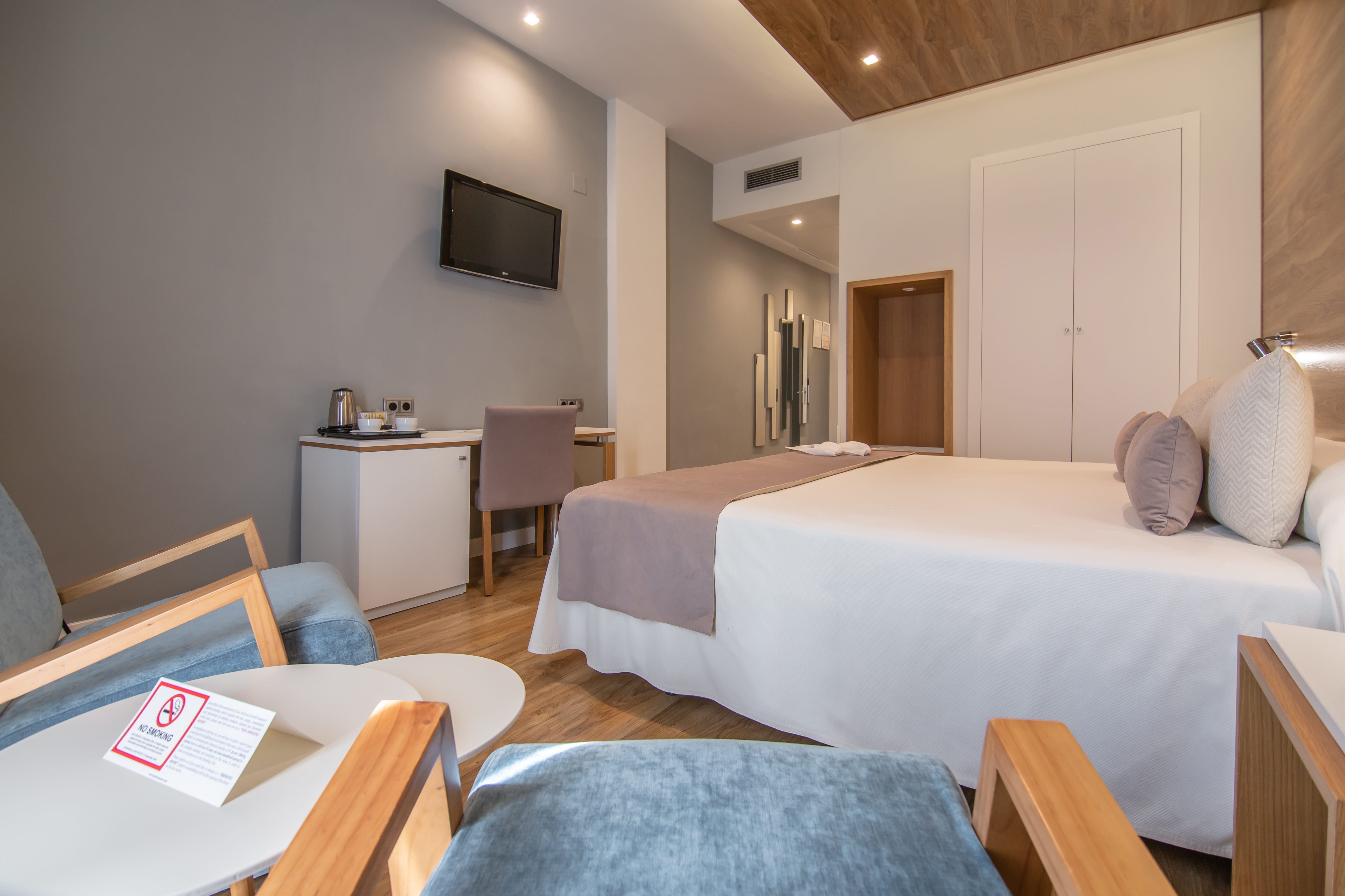 Double or Twin Standard