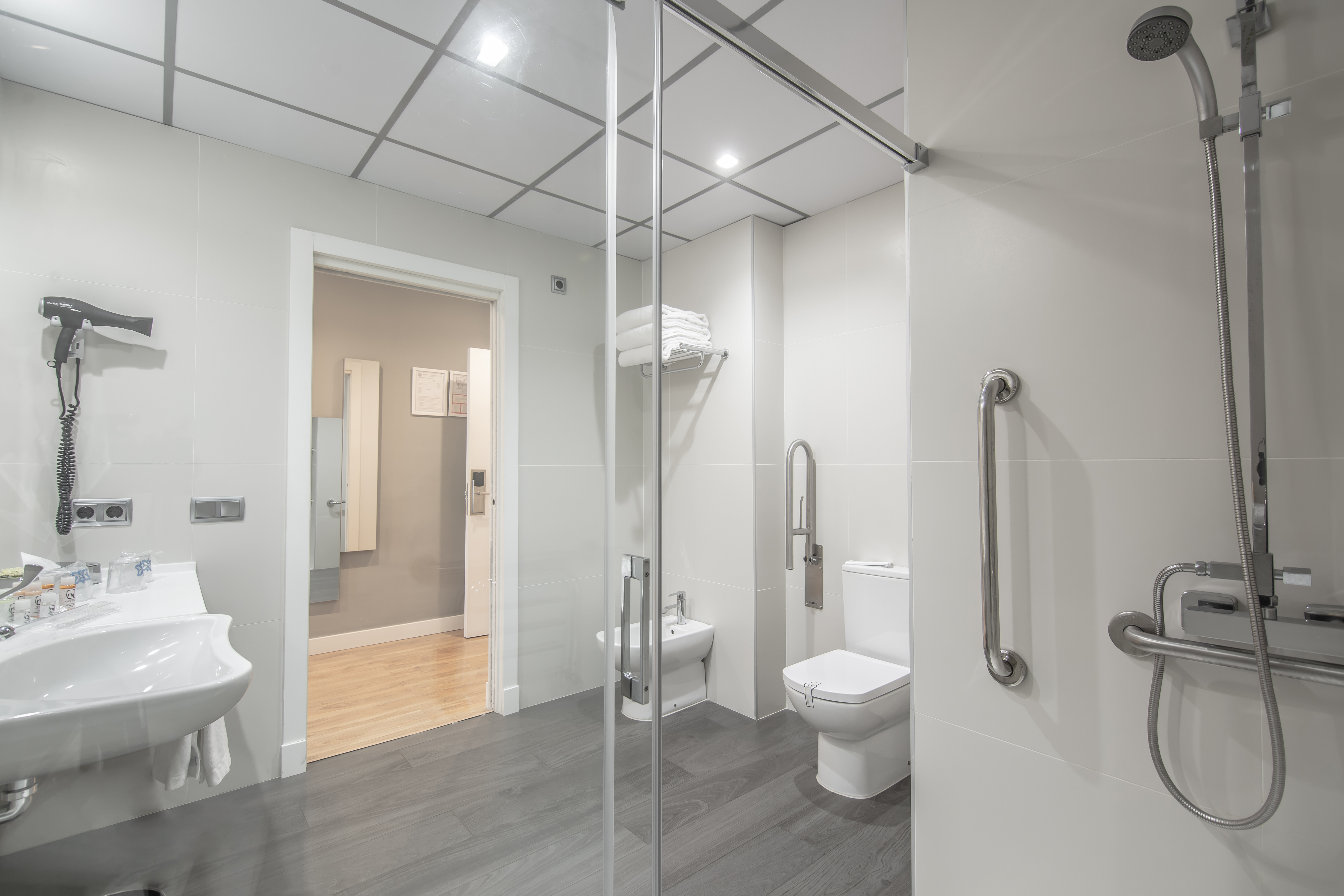 Double or Twin Standard