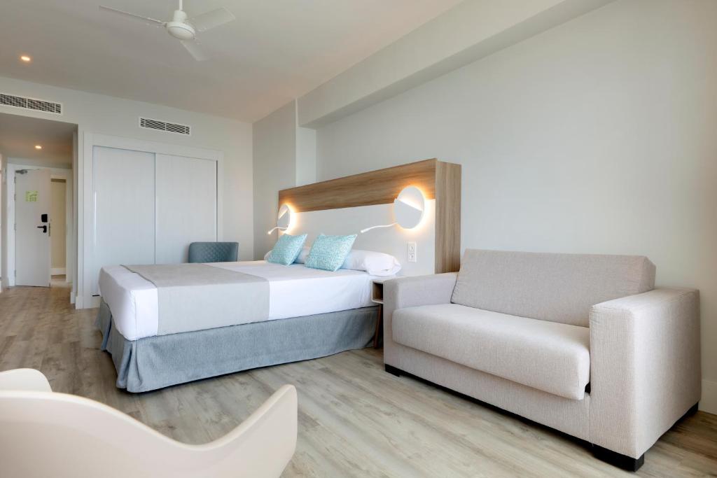 Double or Twin Grand