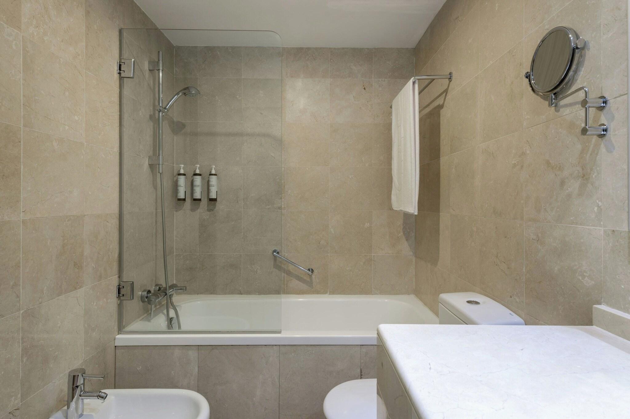 Twin One Bedroom with Views