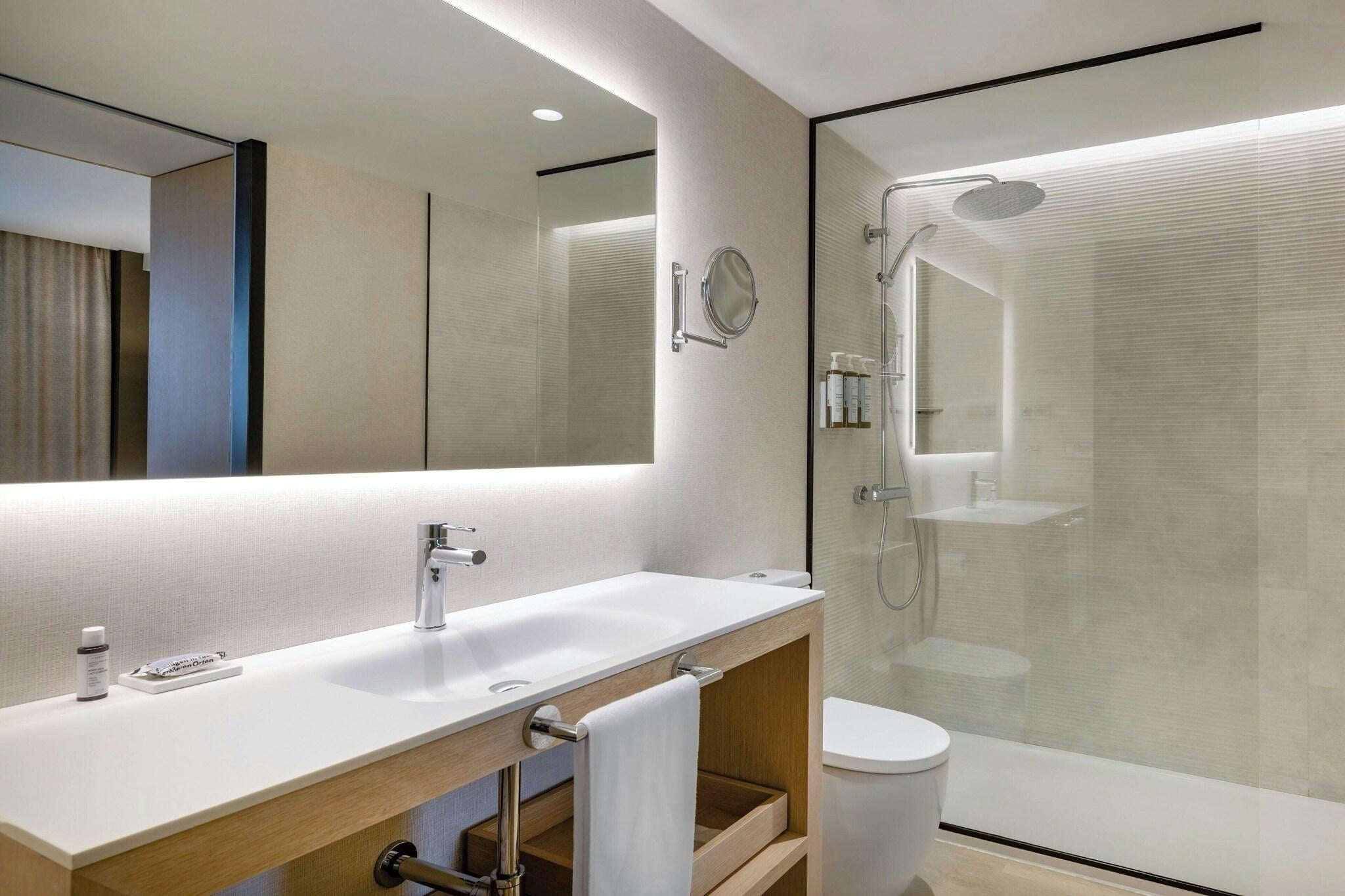 Twin Premium One Bedroom