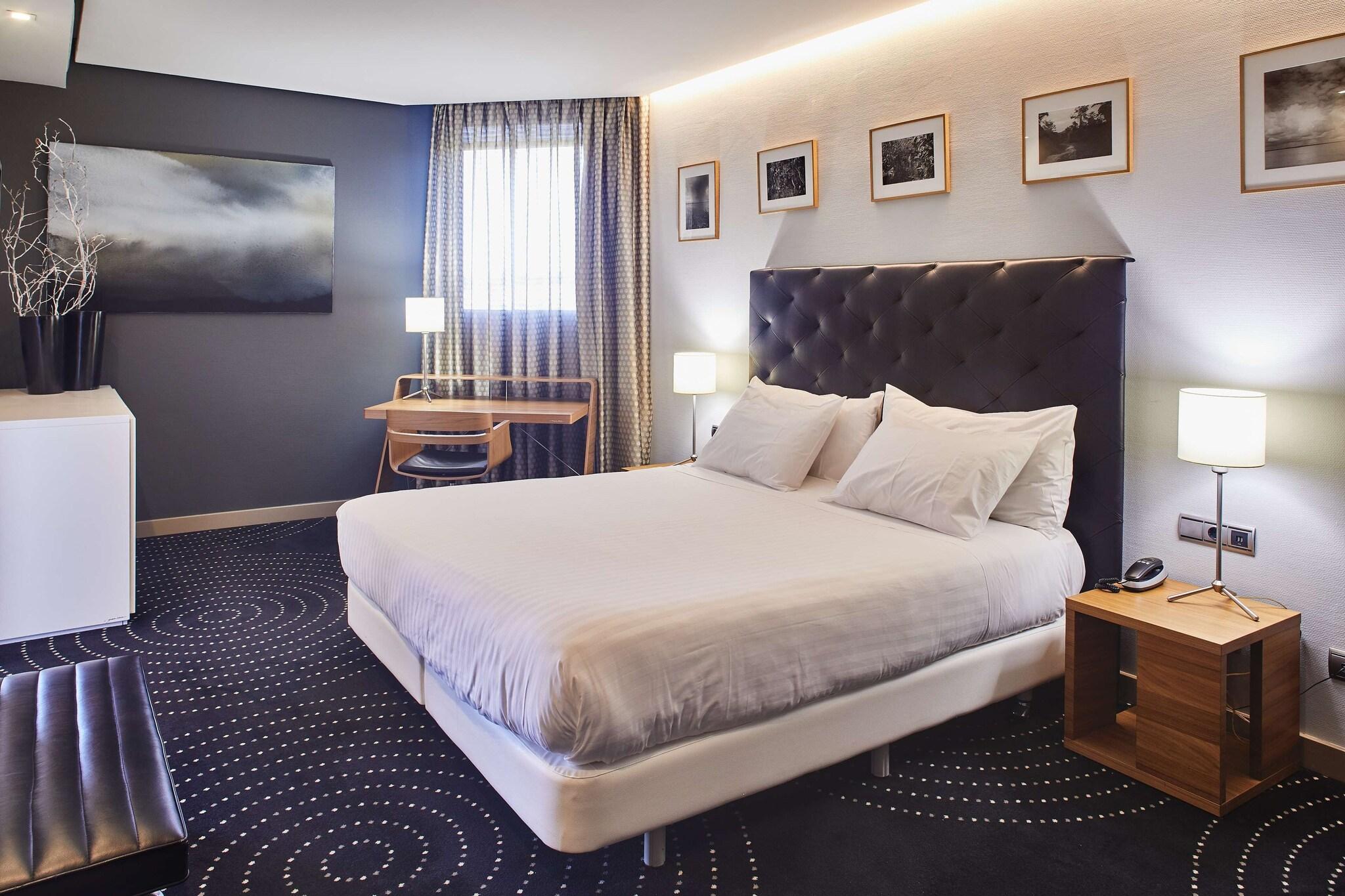 Suite City View King Bed