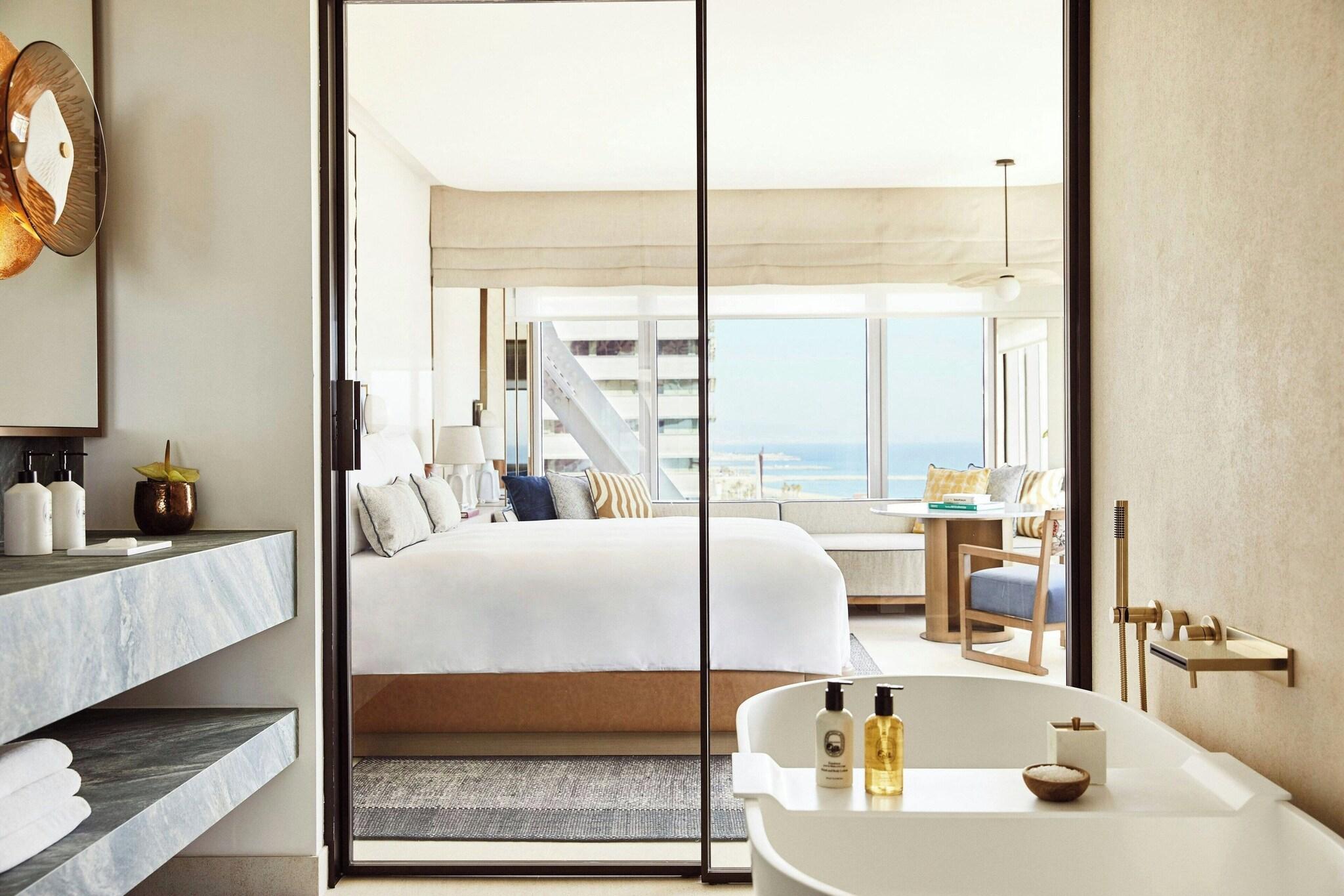 Double King Size Bed