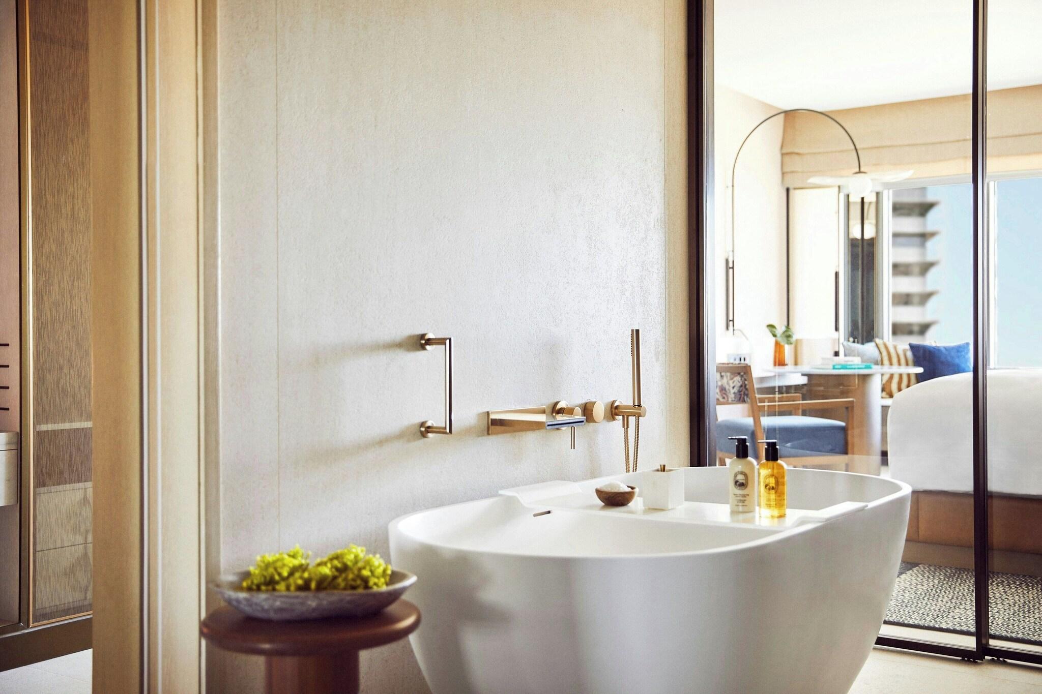 Double King Size Bed