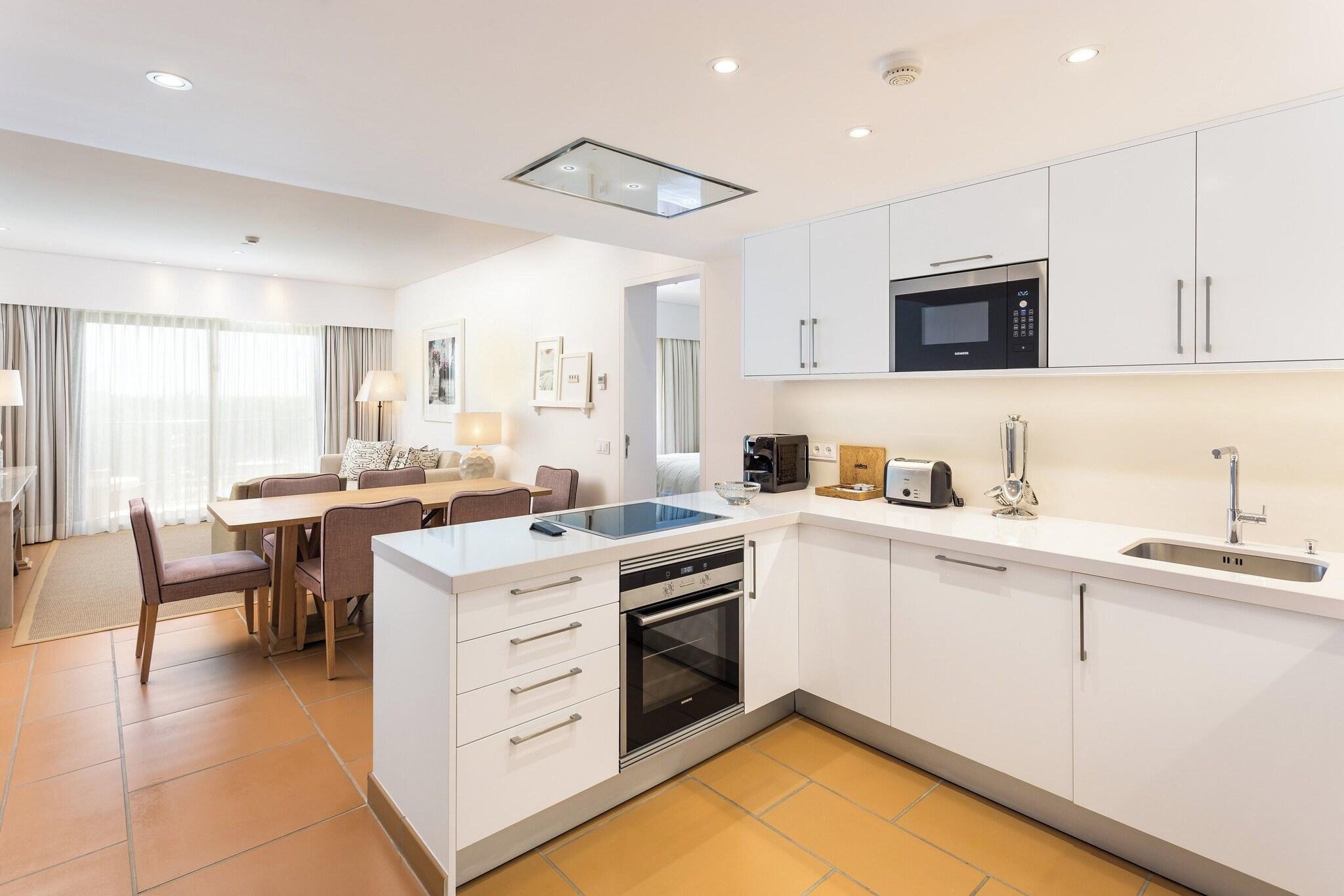 Suite Pool View One Bedroom