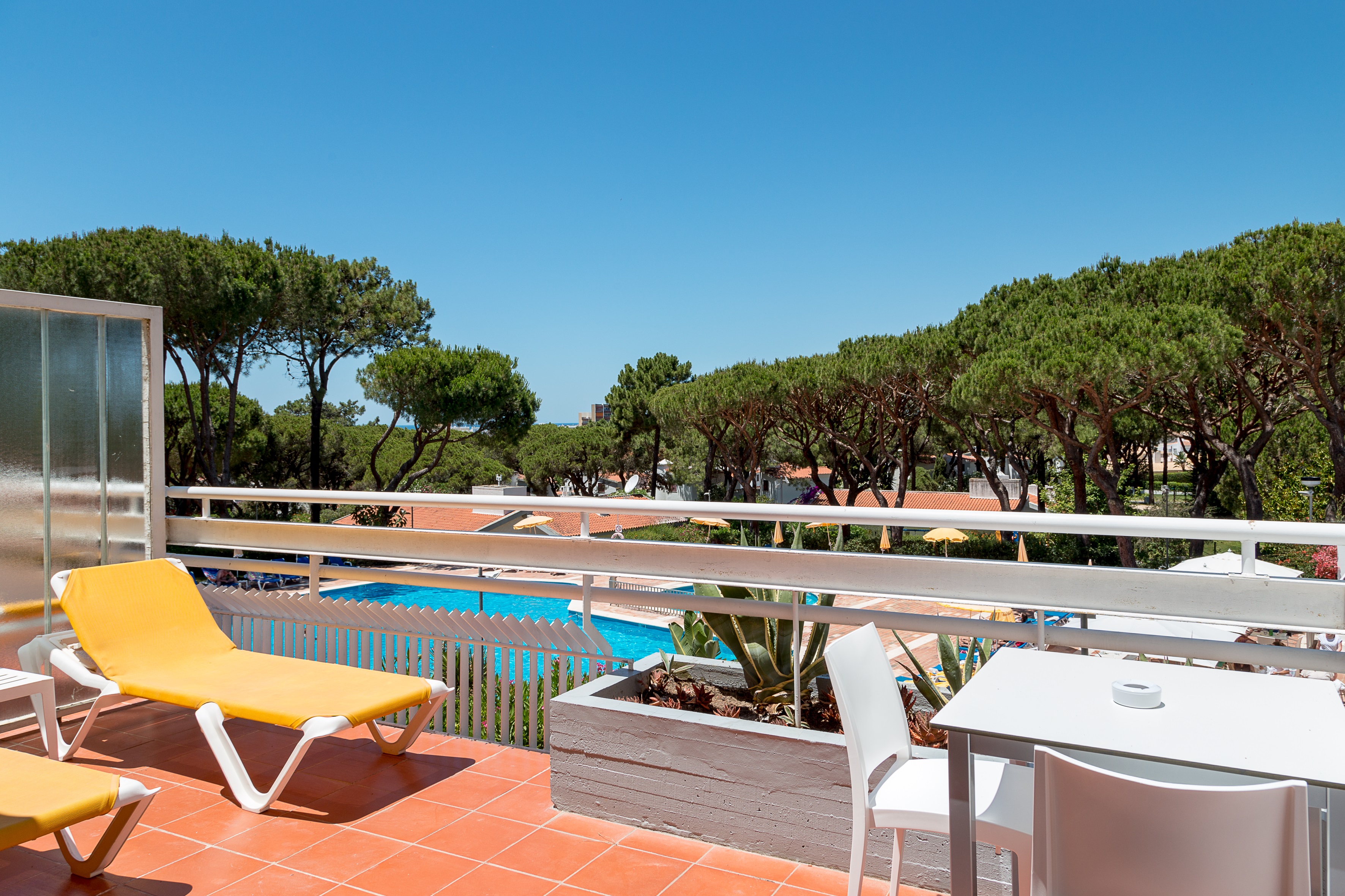 Apartment Pool View One Bedroom