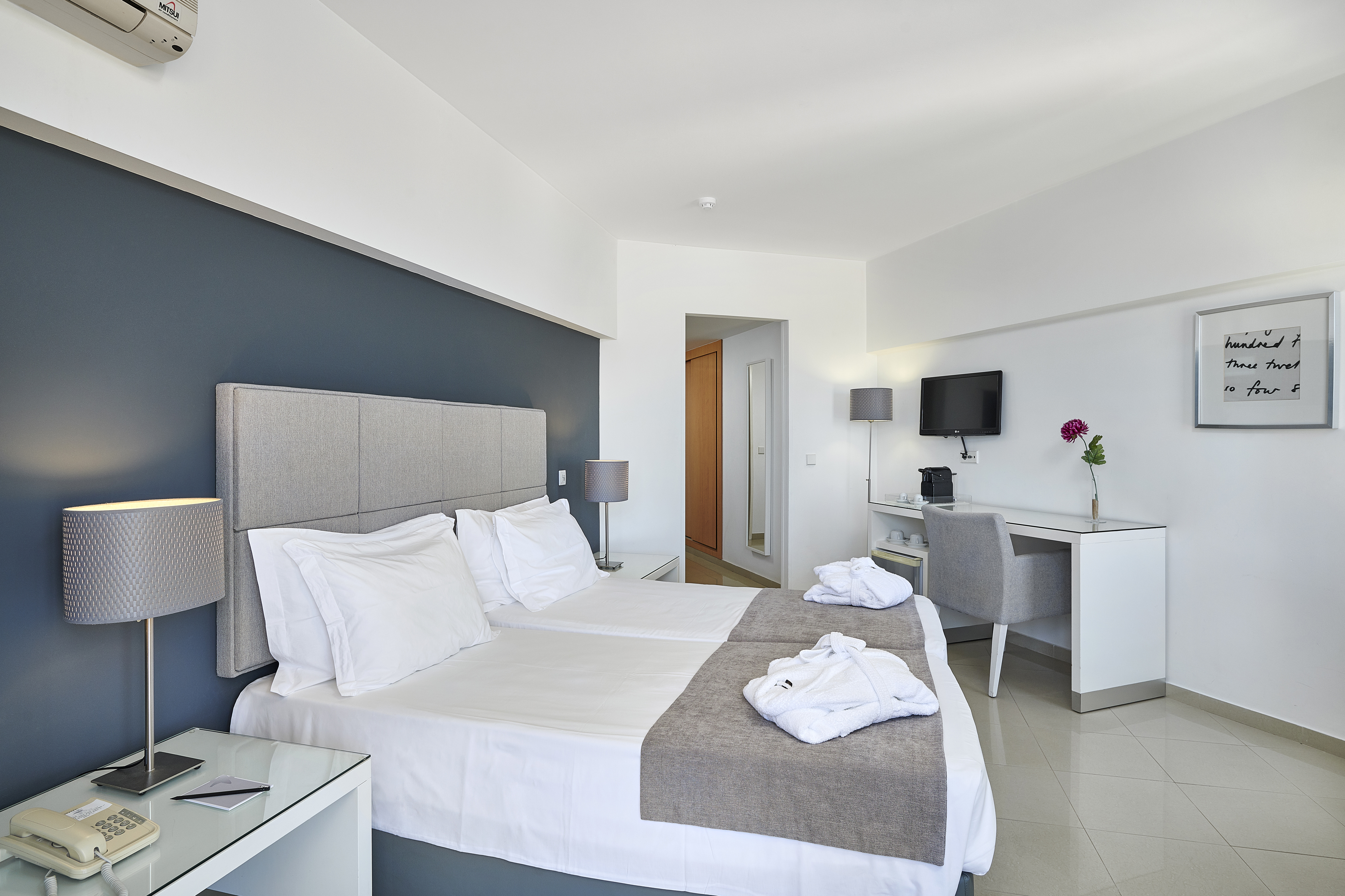 Double or Twin Sea View