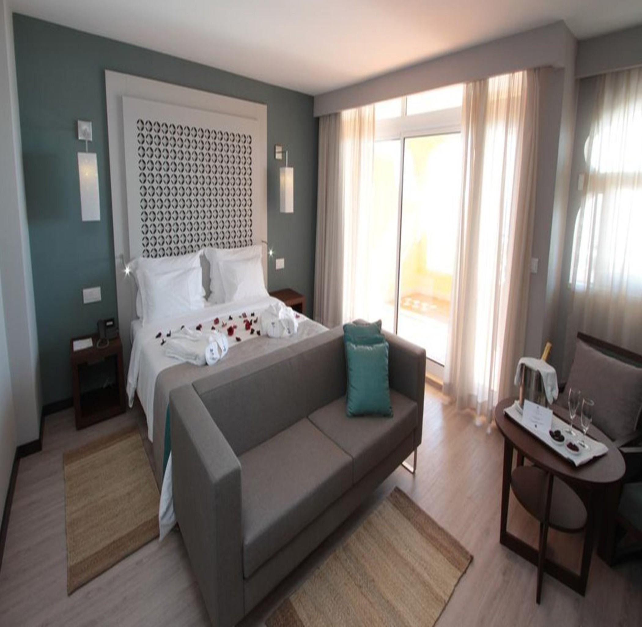 Single Side Sea View