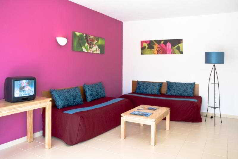 Apartment Pool View One Bedroom