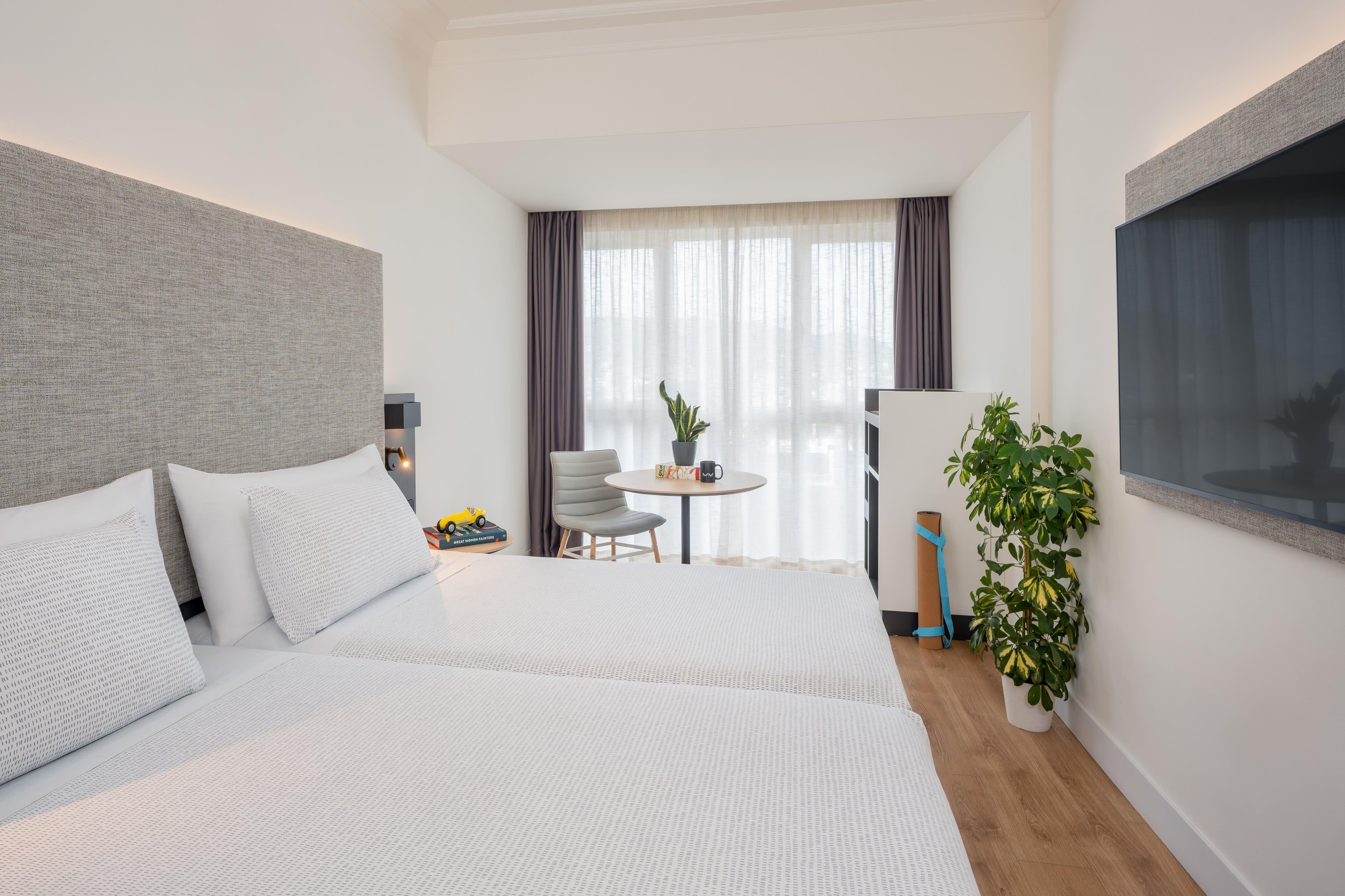 Room Premium