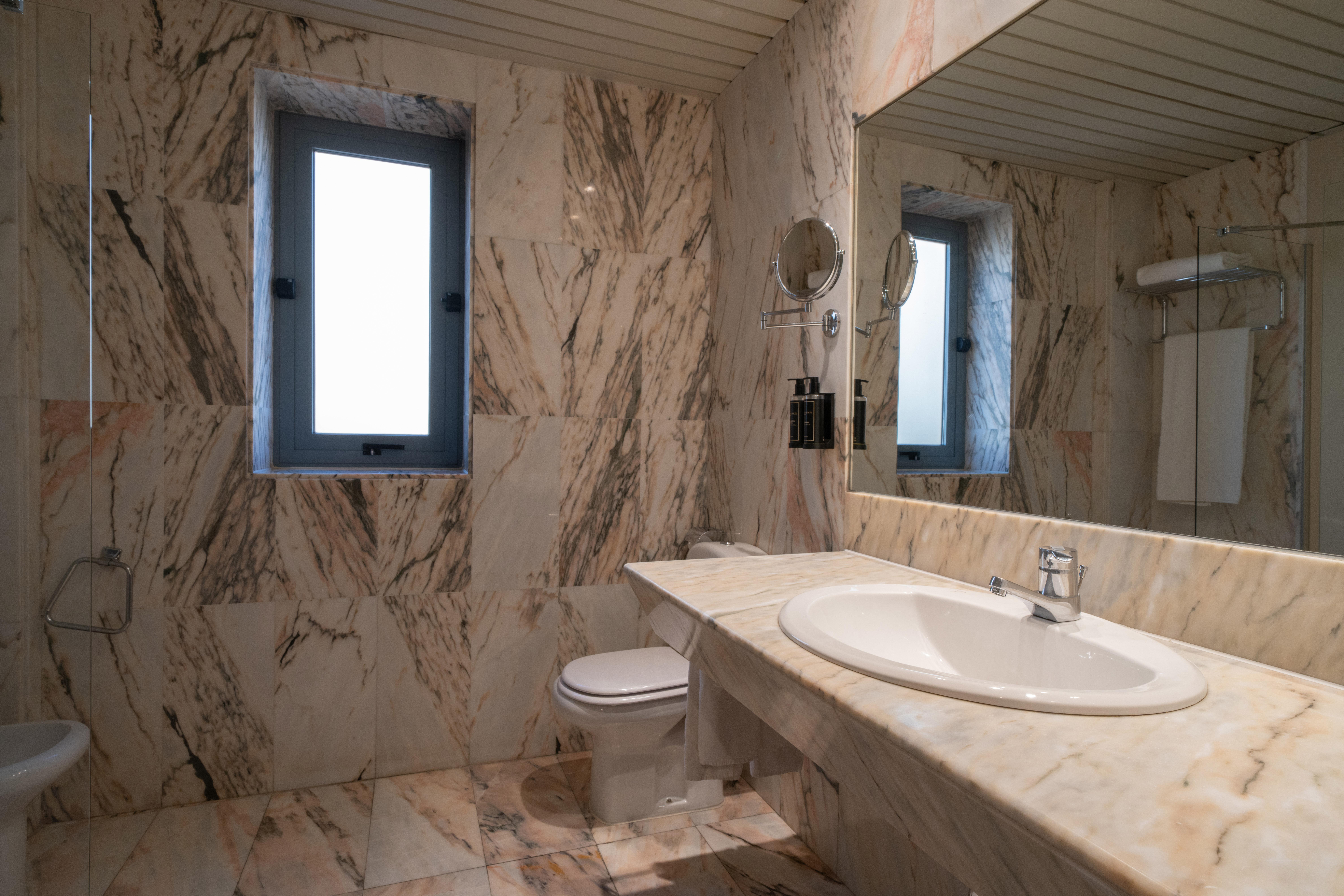 Double or Twin Standard