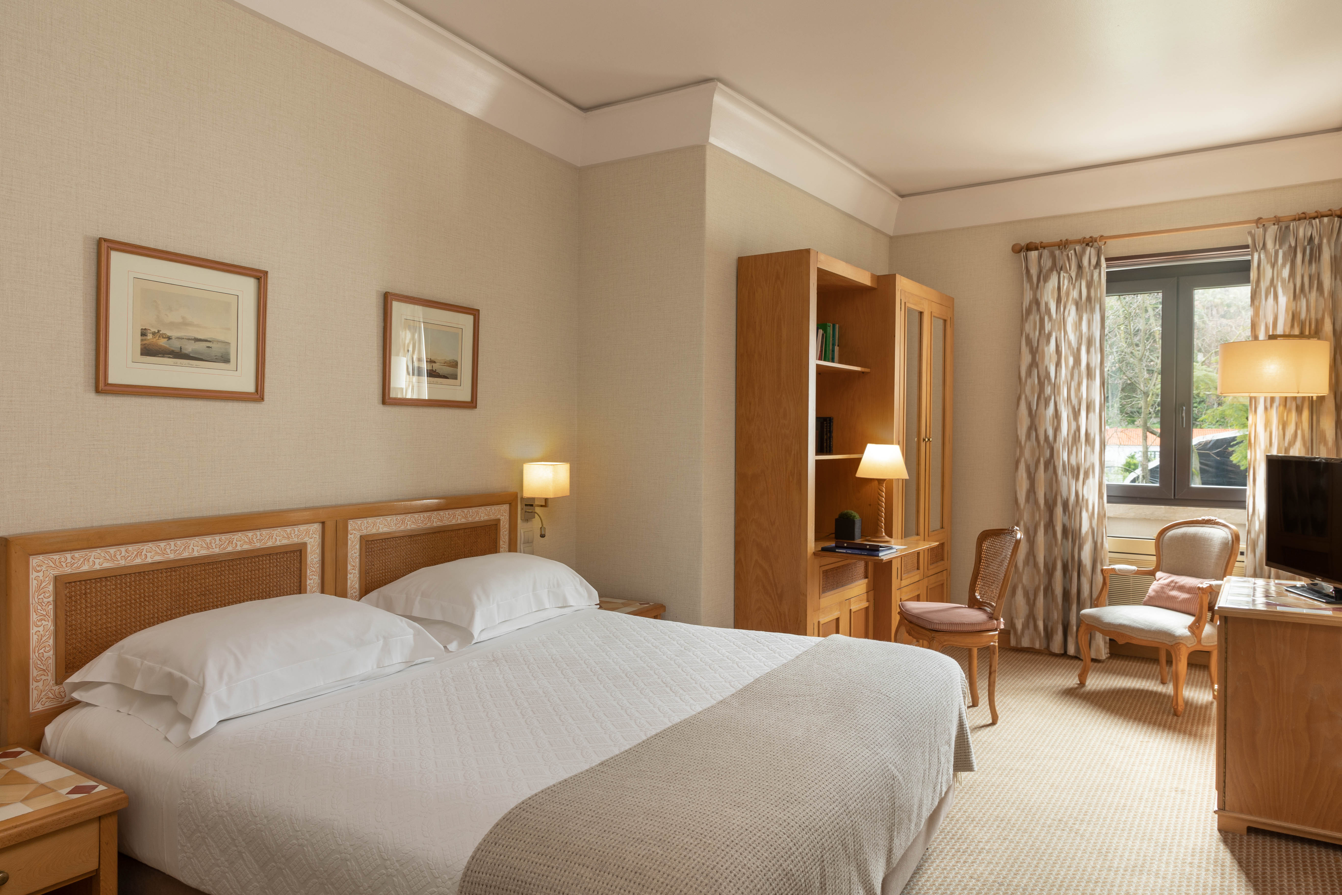 Double or Twin Superior