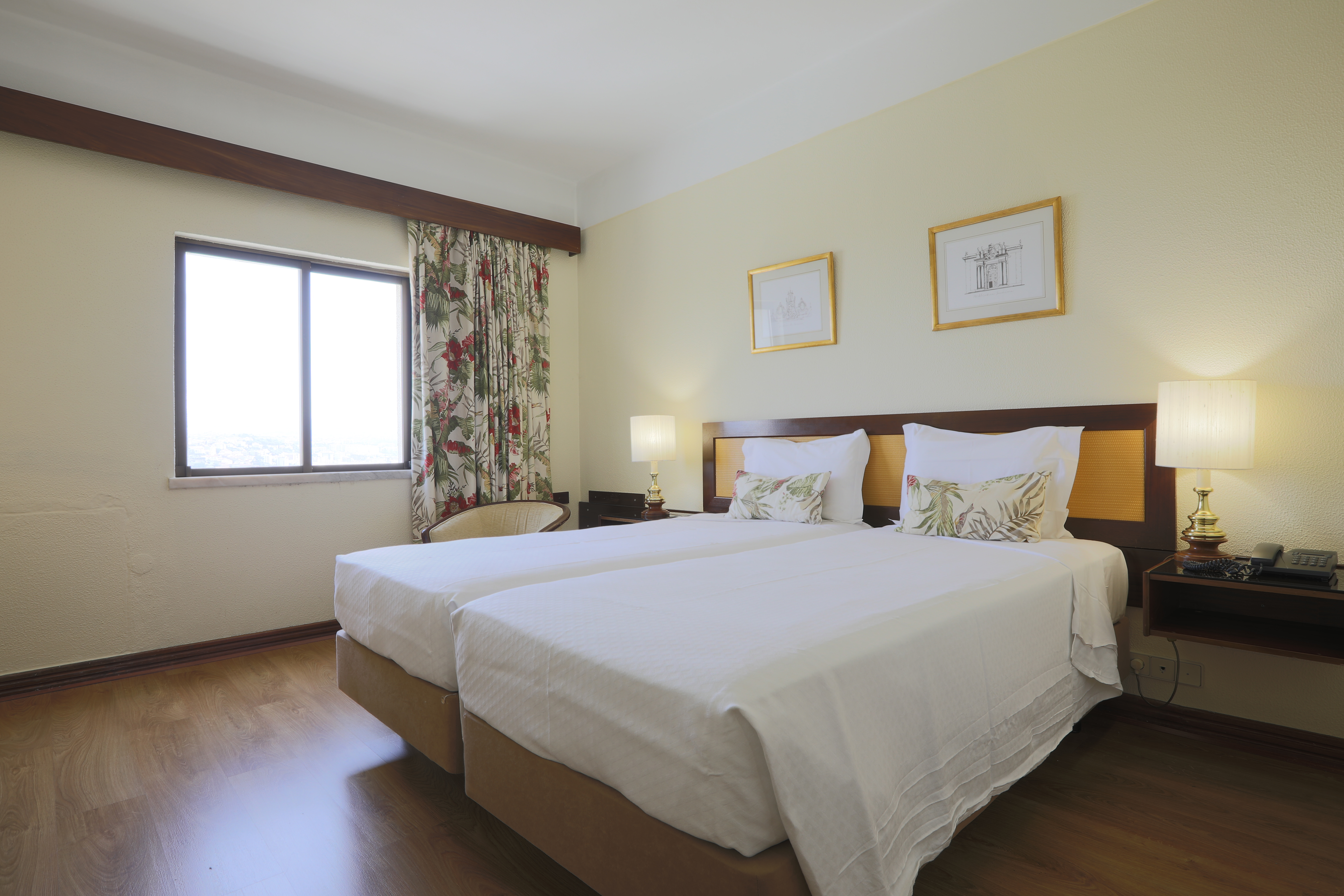 Double or Twin Standard